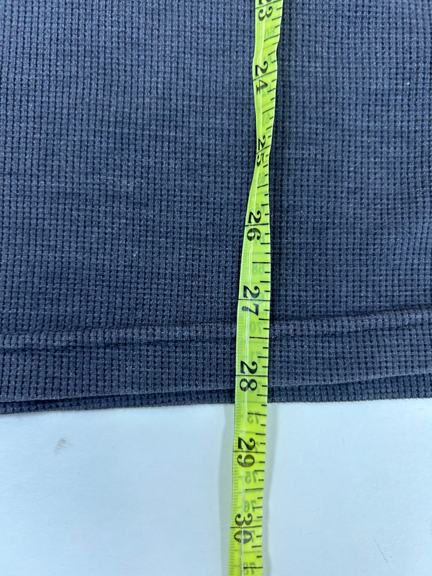 Vintage 00s Volcom Stone Thermal Long Sleeve Chest Logo Shirt Medium/Large Fit 21x28.25 Inches Gray