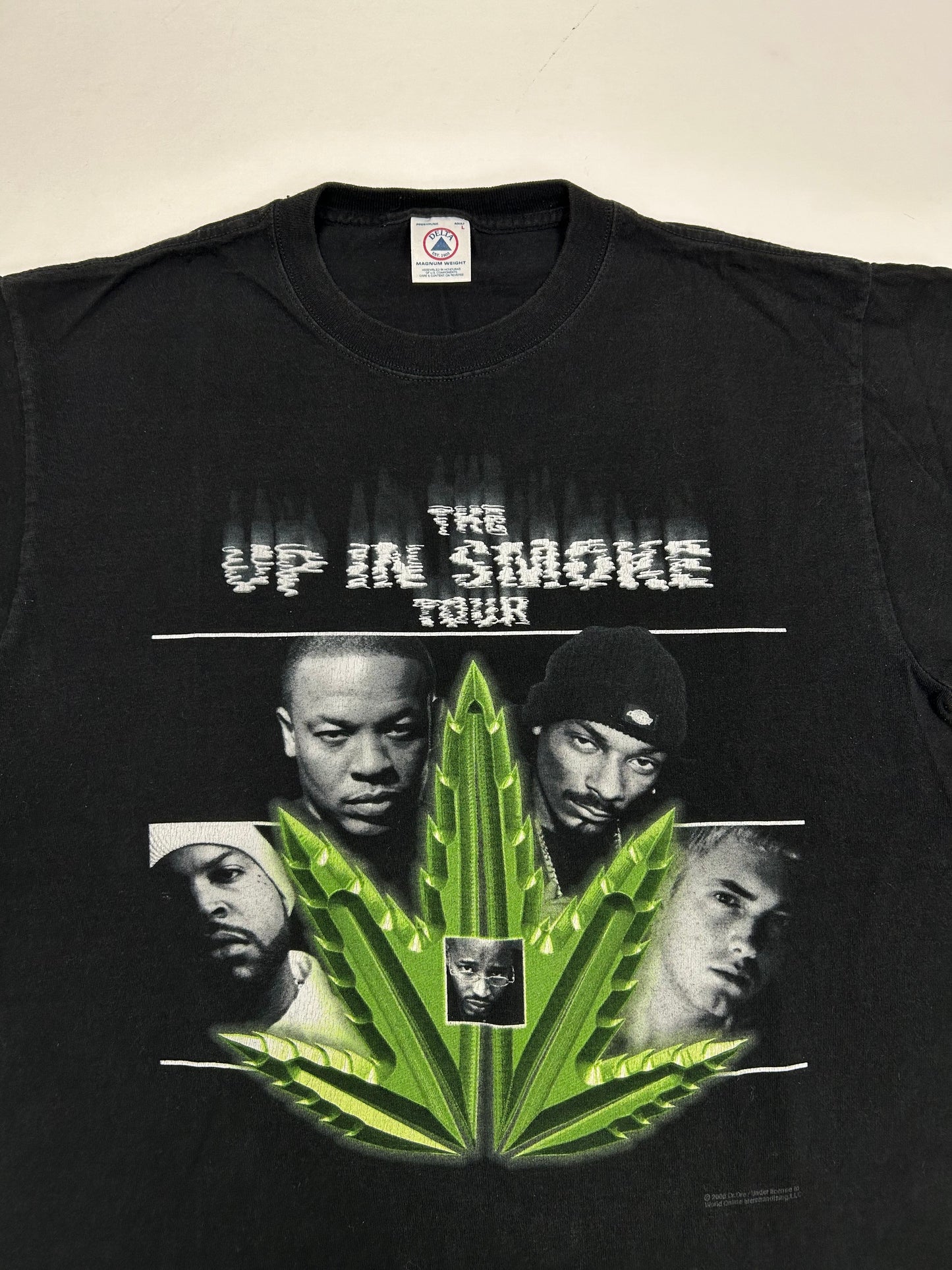 Vintage Up in Smoke Tour 2000 Snoop Dog Eminem Dr Dre Ice Cube Warren G. Rap Music Tee Large 22.5x28.25 Inches