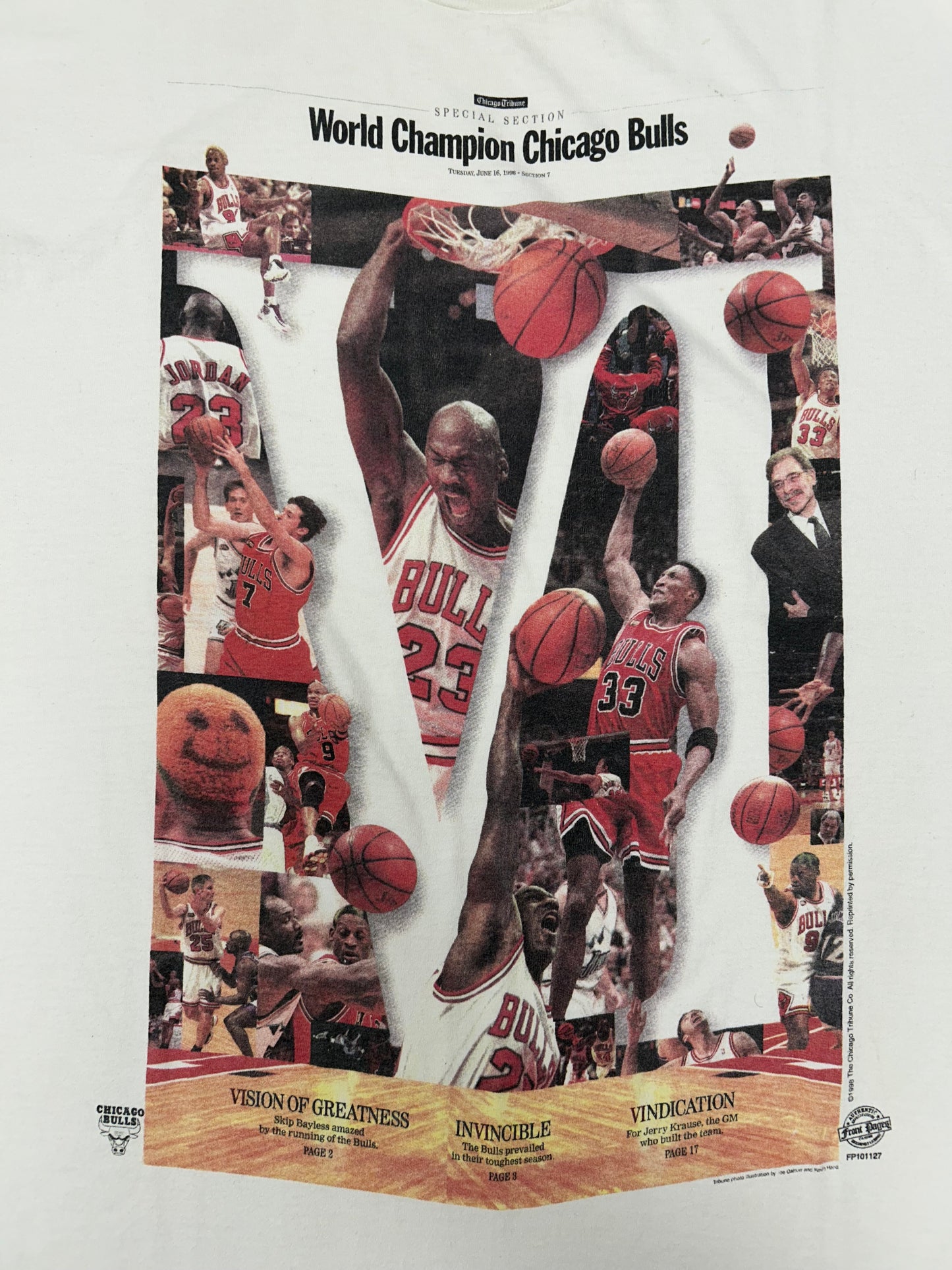 Vintage Chicago Bulls NBA Championship Front Pages Newspaper Article Tee 1998