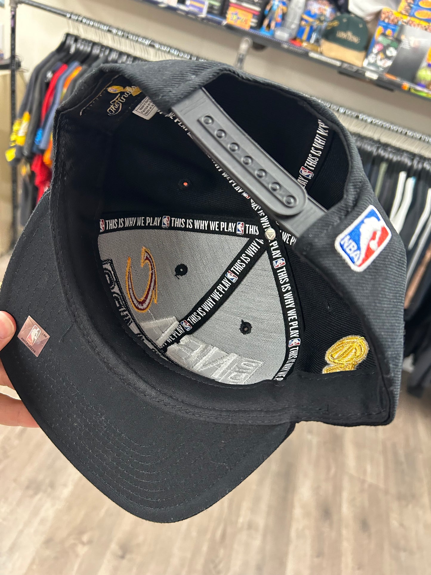 Cleveland Cavilers 2016 NBA Champions Adidas Snapback Hat/Cap Black Cavs LeBron James
