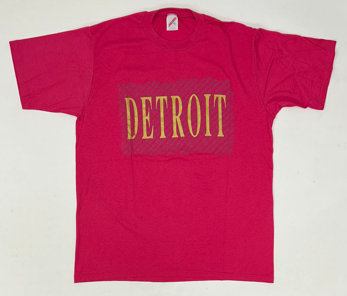 Vintage Detroit Michigan Destination Tee Pink Jerzees Tag 50/50 Blend USA Large Fit 21.5x28.5 Inches