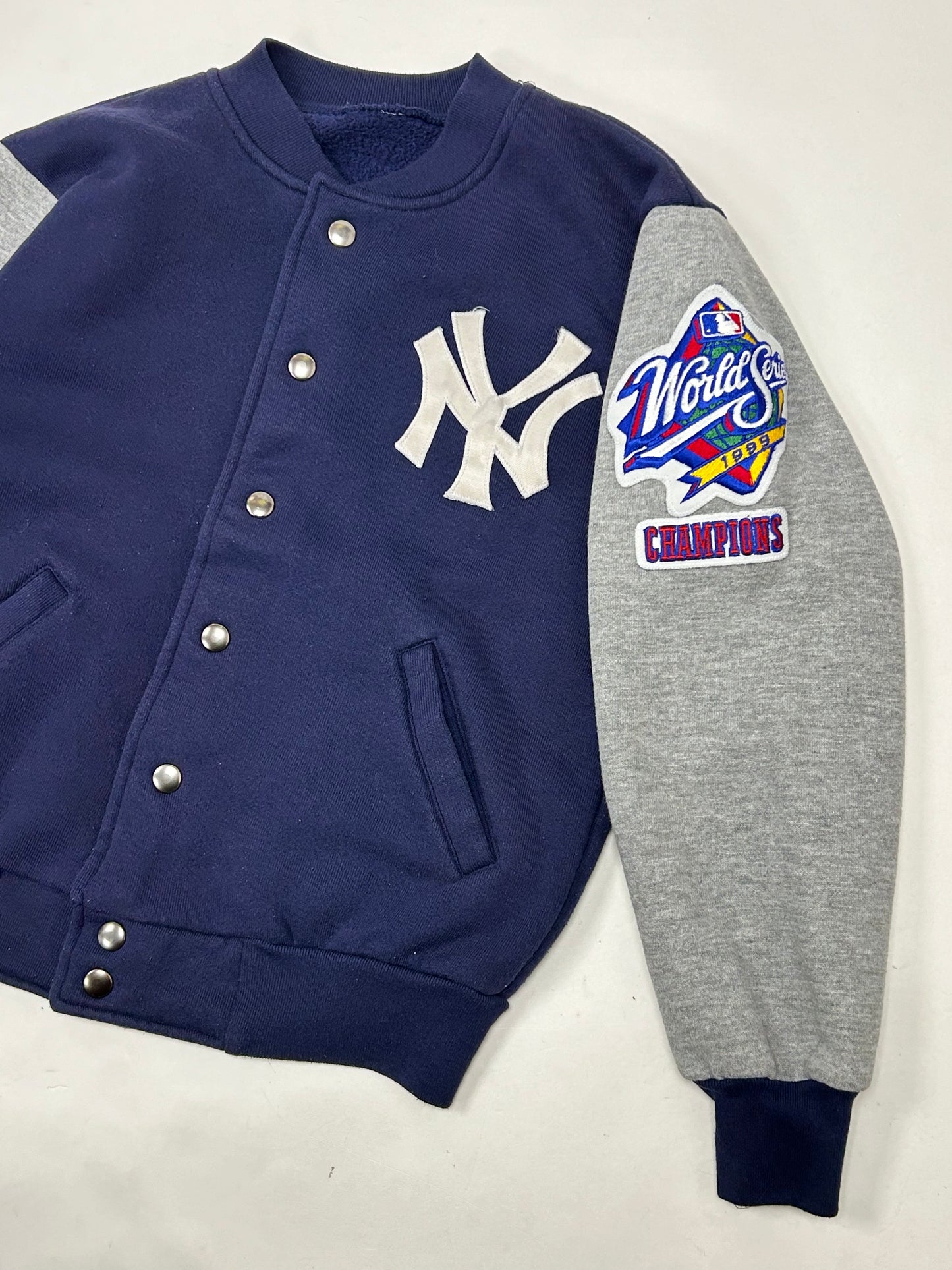 Vintage Majestic New York Yankees 1999 World Series Bomber Jacket Youth 17.5x21.5 Inches