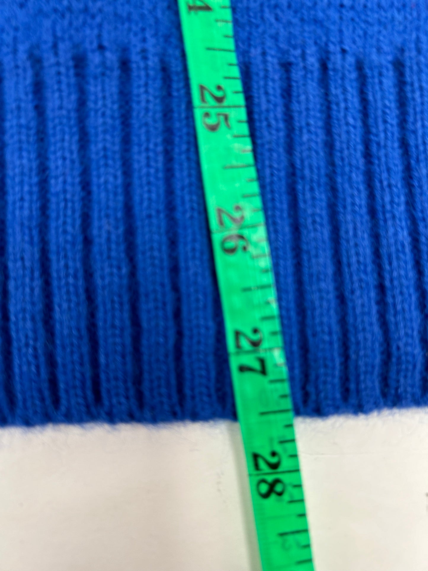 Vintage Cliff Engle New York Giants NFL Sweater Medium 23.5x27.5 Inches