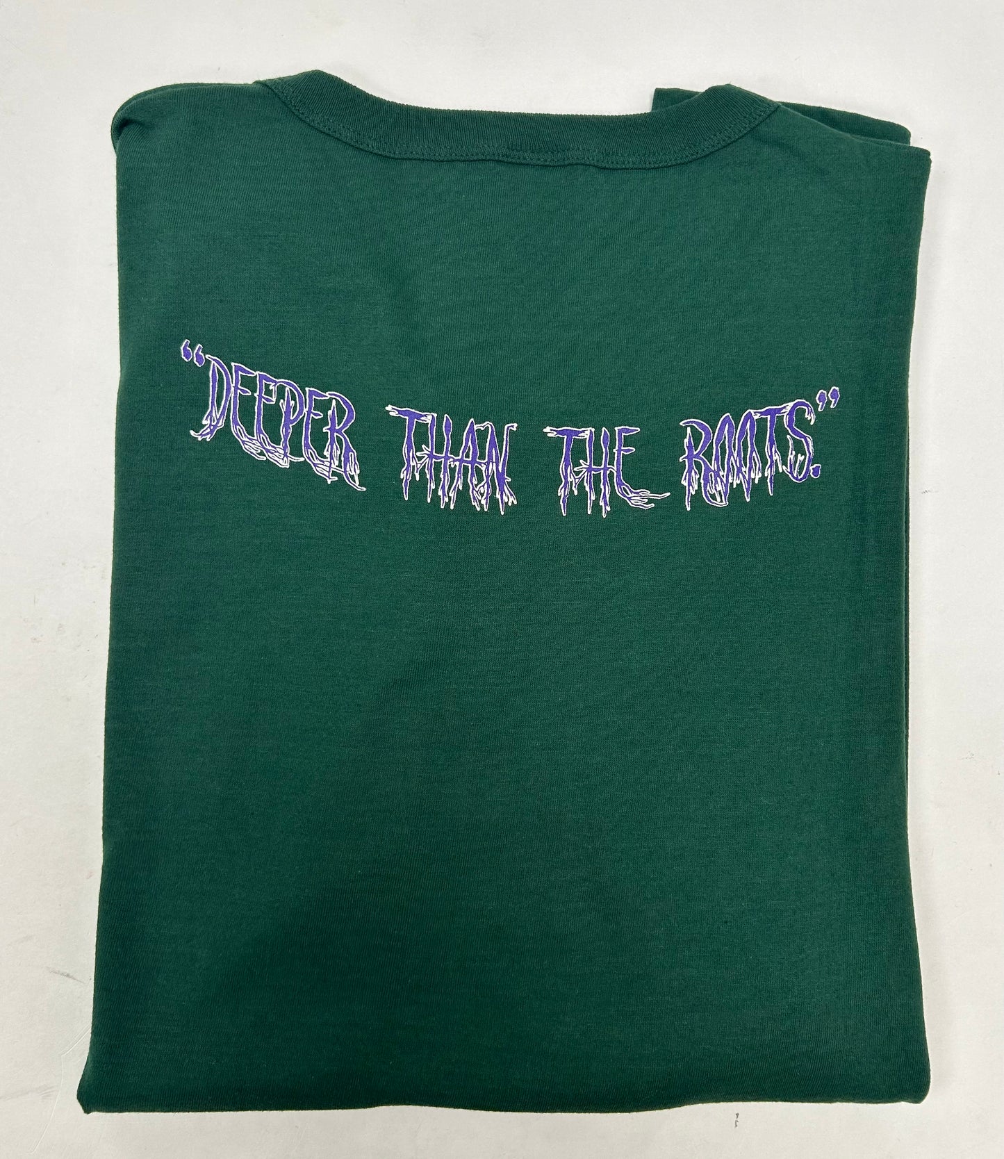 Edgewood NJ first edition “Deeper Than The Roots.” Tee XL Big Fit 25.75x31 Inches Forest Green 00s Russell Athletic NuBlend