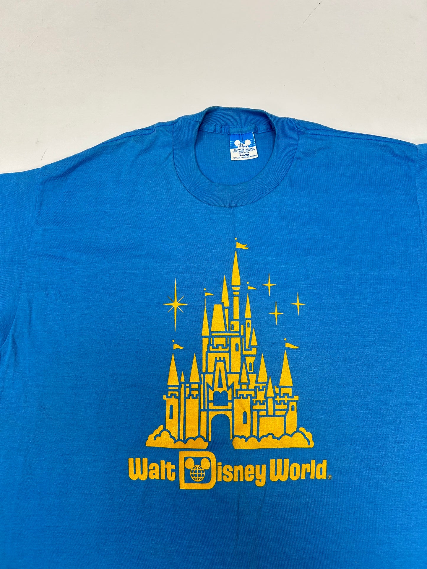 Vintage 80s Walt Disney World SINGLE STITCH T Shirt Park Graphic XL/L 23x29.25 Inches like new