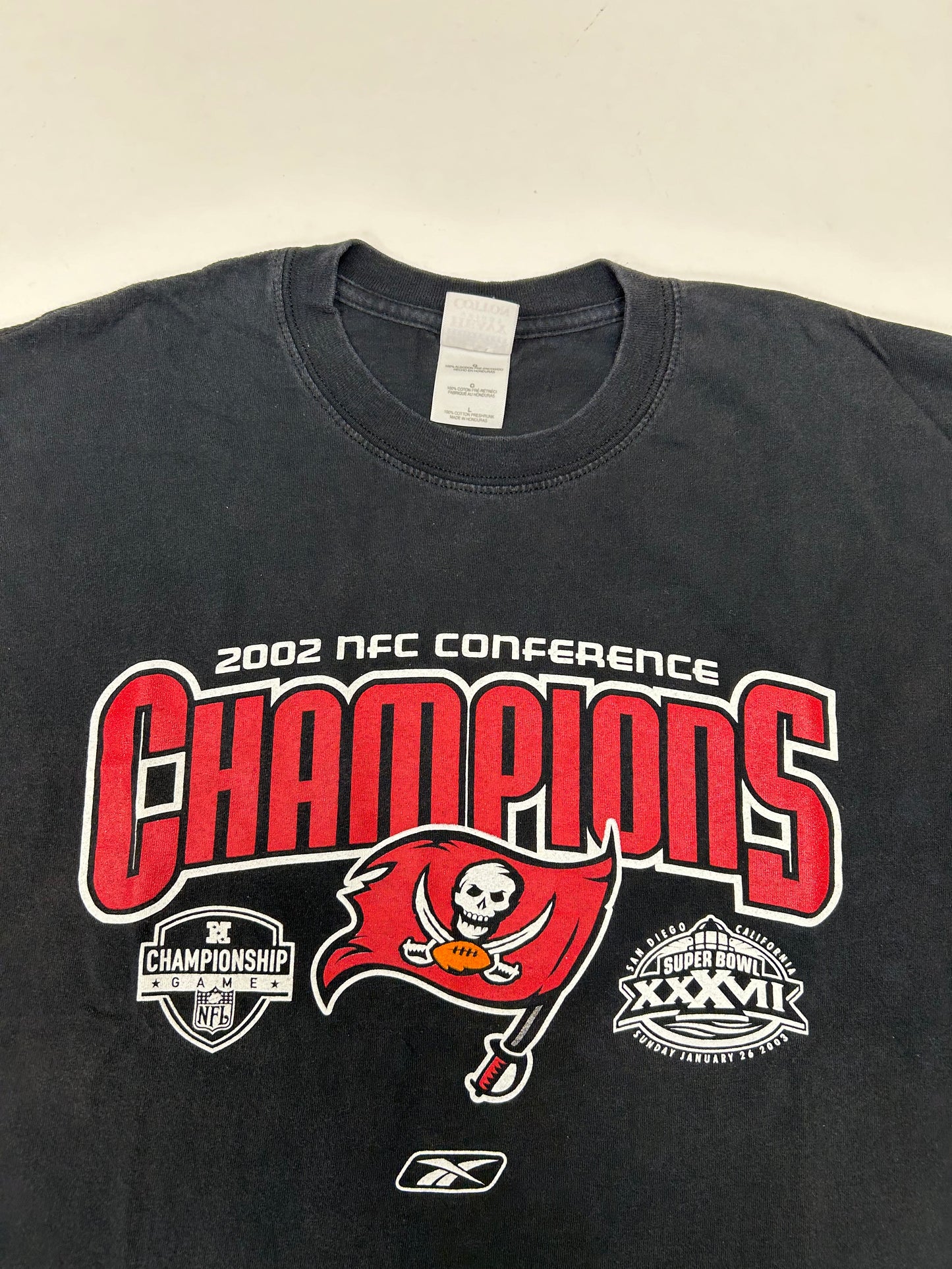 Vintage Tampa Bay Buccaneers 2002 NFC Conference Champions Super Bowl XXXVII 2003 NFL Tee Large 21.25x27.5 Inches