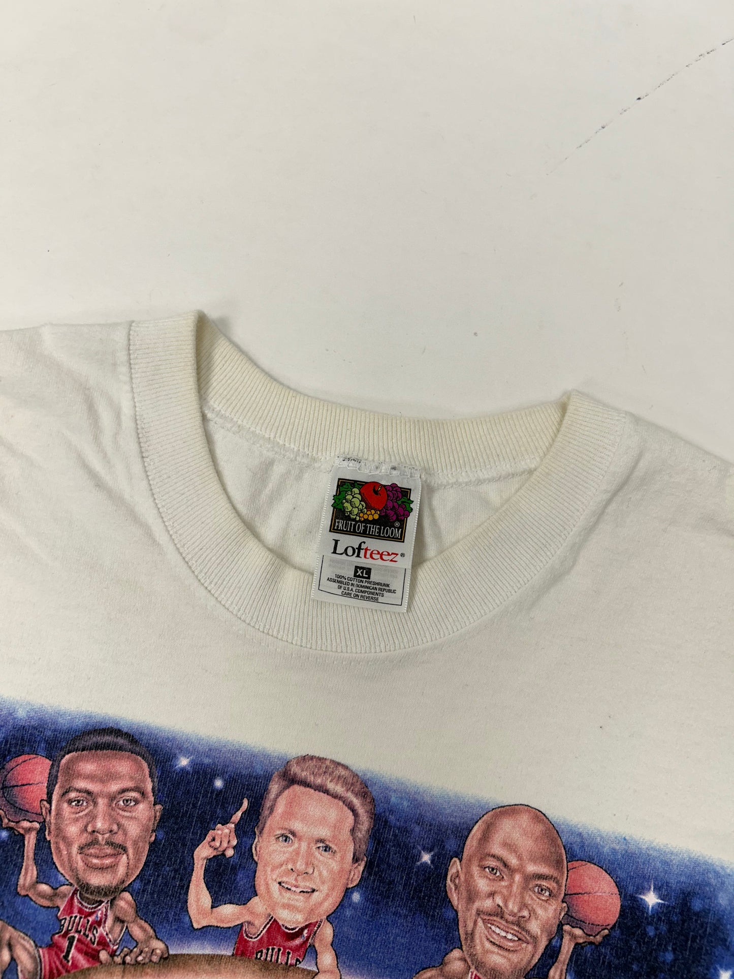 Vintage Pro Player Chicago Bulls 1998 6 Time NBA Champion Caricature Team Tee XL 24x31 Inches As Is