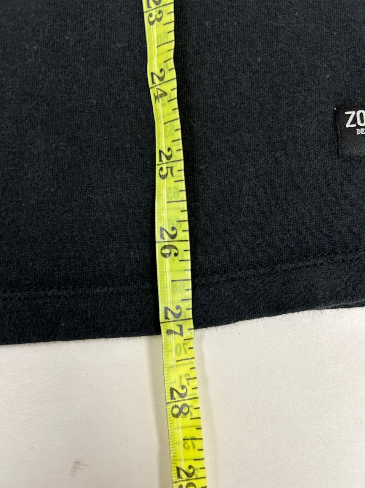 00s Zoo York Skate Tee Medium Fit 19.25x27 Inches