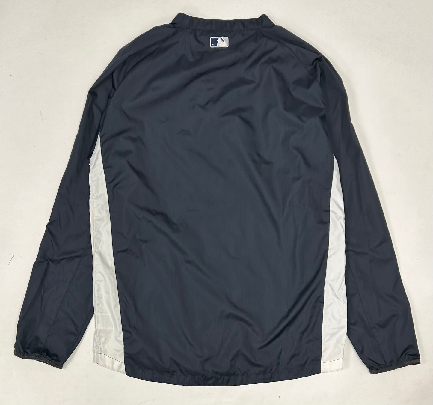 Majestic New York Yankees MLB Pullover Windbreaker Light Jacket Youth XL Fits Adult Small 22x30.25 Inches