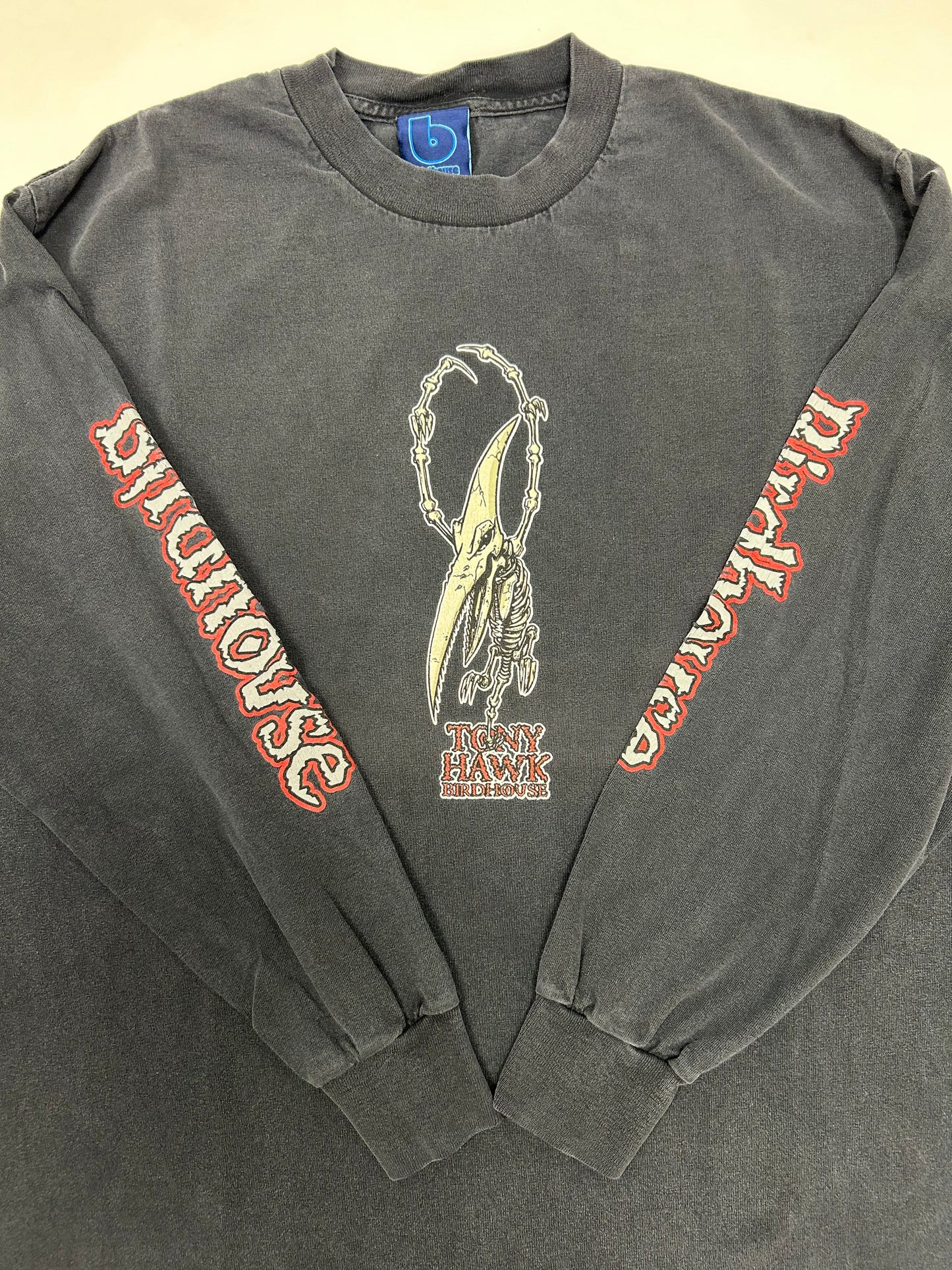 Vintage Tony Hawk Birdhouse Skateboards Pterodactyl Skelton Skate Long Sleeve Large 21.5x28.5 Inches