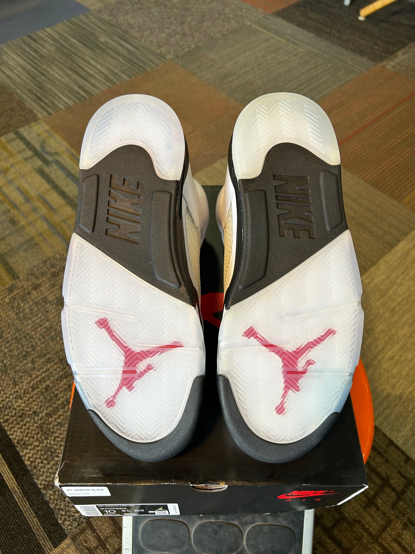 2020 Nike Air Jordan Retro 5 Fire Red Silver Tongue Size 10 DA1911-102 DS Brand New