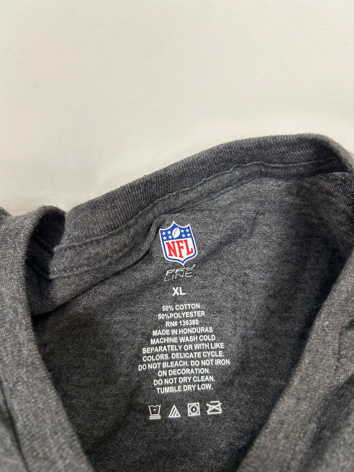 Denver Broncos Super Bowl 50 NFL Champions Trophy Collection Tee 2XL Brand New 24.25x32 Inches