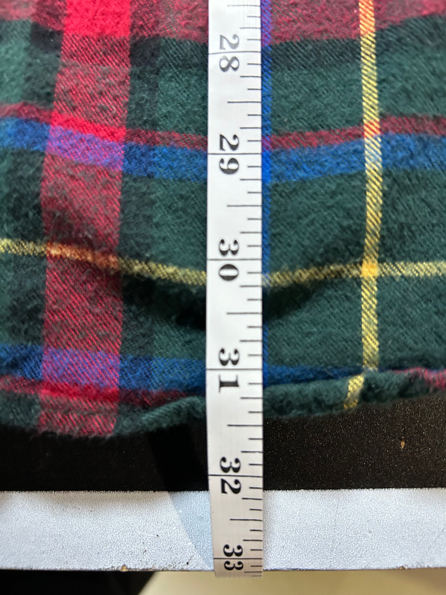 LL Bean Plaid Flannel Multicolor Slightly Fitted Made in El Salvador Large 25x31.5 Inches