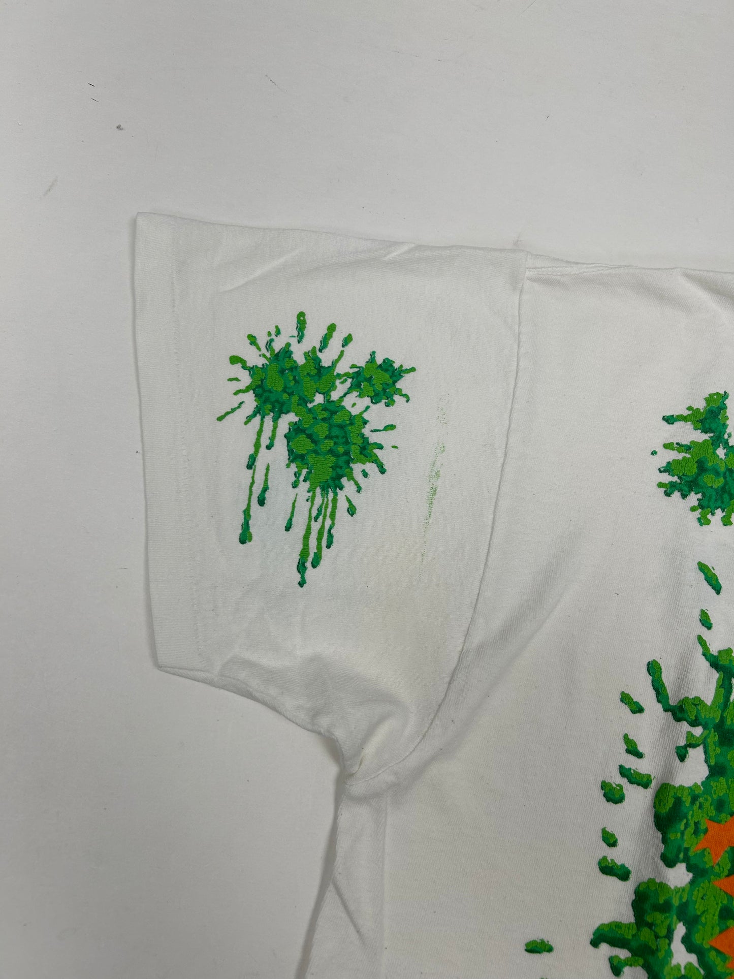 Vintage Nickelodeon Studios Production Dept. Universal Studios Slime Tee Large 22.5x28.75 Inches