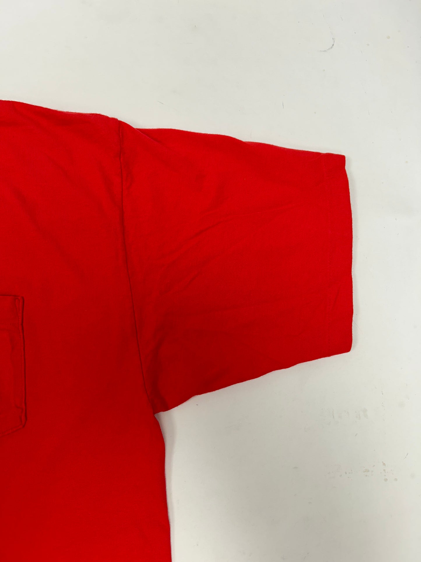 Vintage 90s Marlboro Country Store M Logo Pocket Tee XL Fit