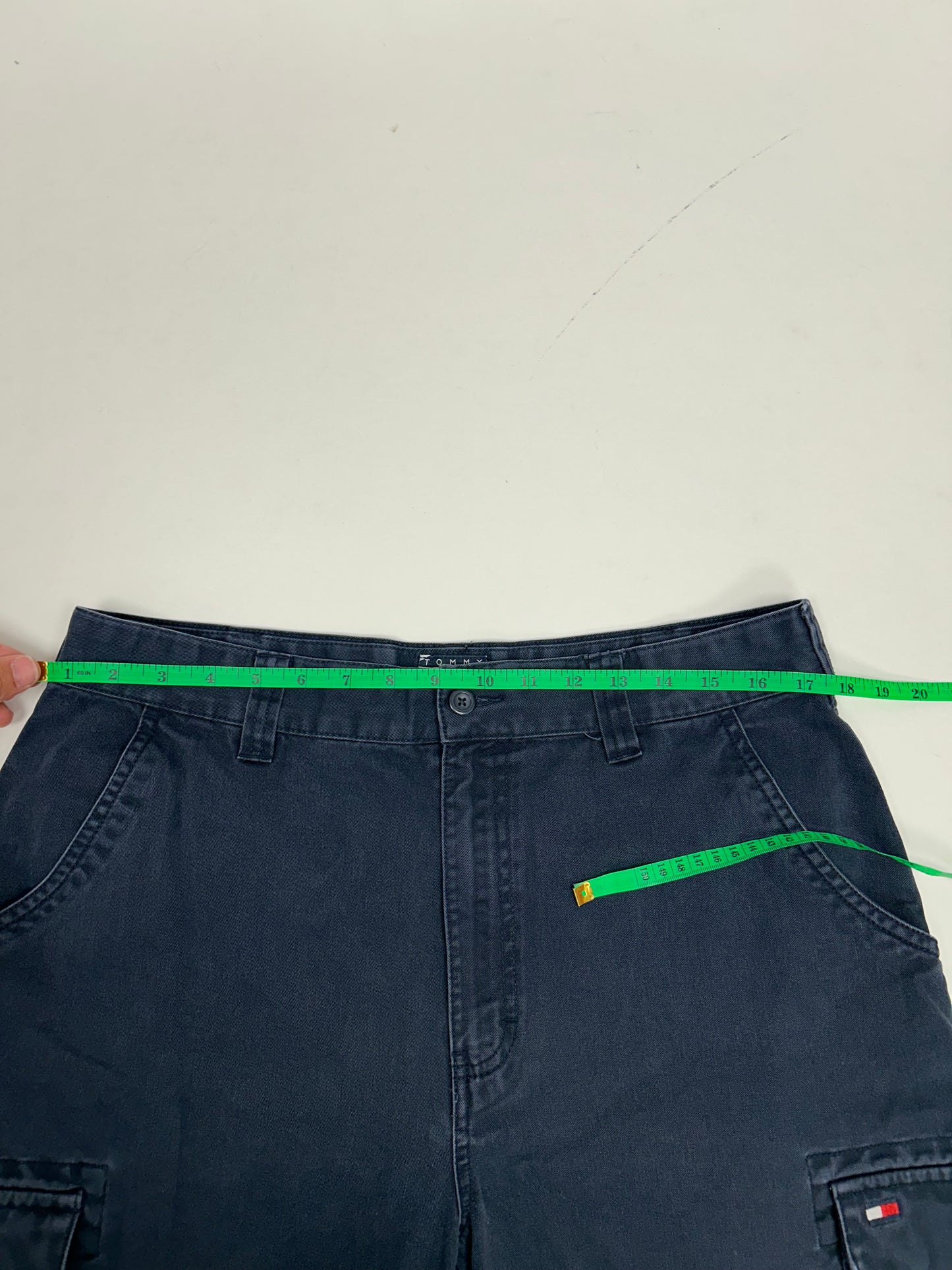 Vintage Tommy Hilfiger cargo shorts