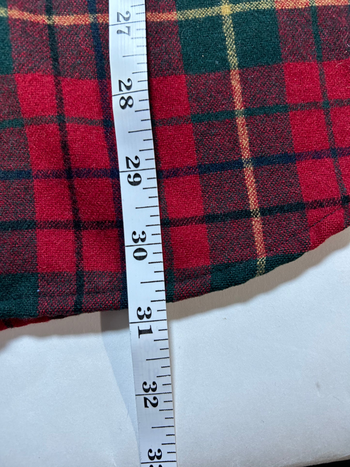 Pendleton Plaid Fireside 100% Wool Button Down Flannel Shirt Large 23.5x30.75 Inches Red Green