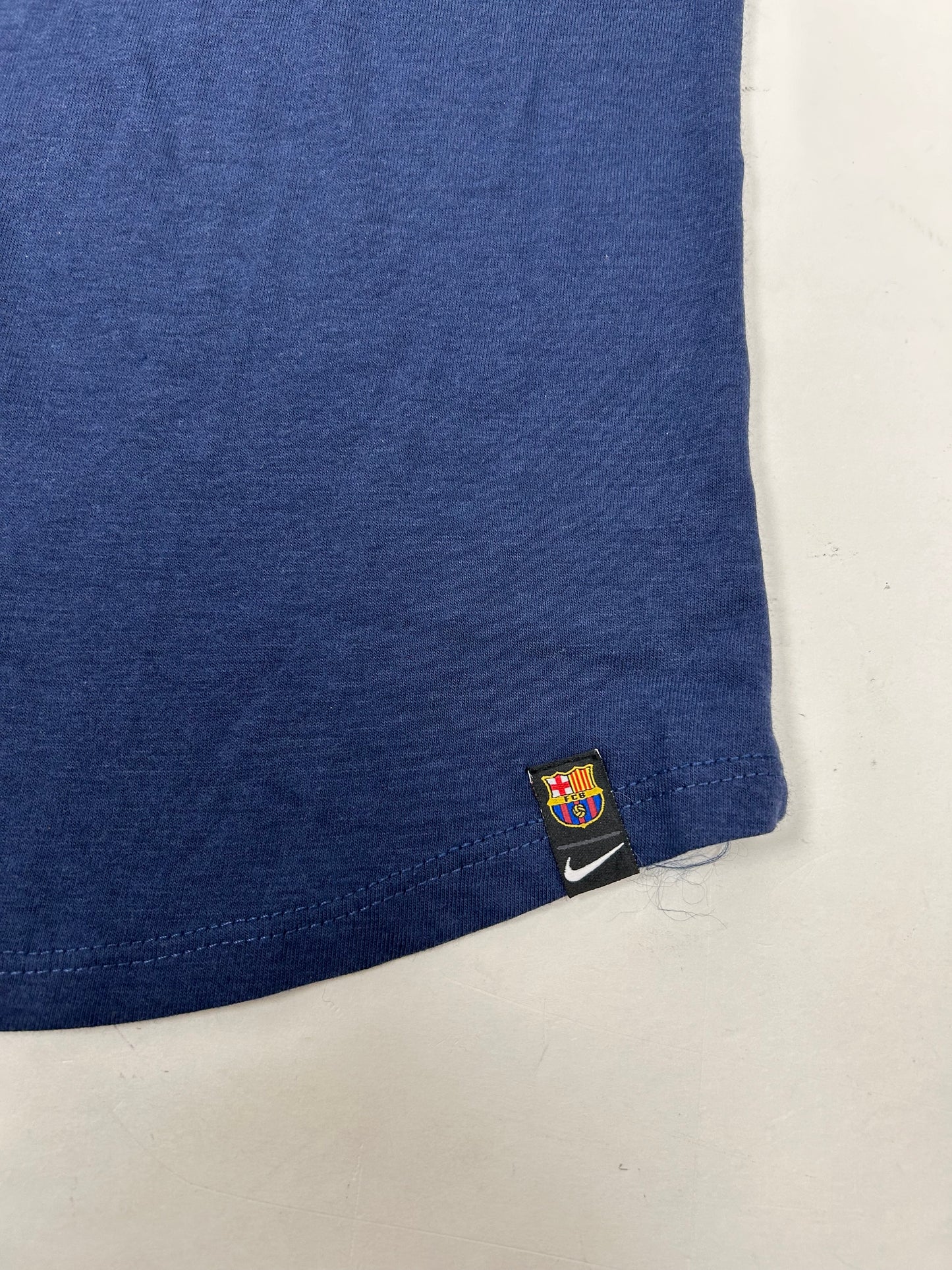 Nike FC Barcelona Heritage Soccer Women’s Shirt Brand New XS 14.25x24.25 Inches Navy FCB