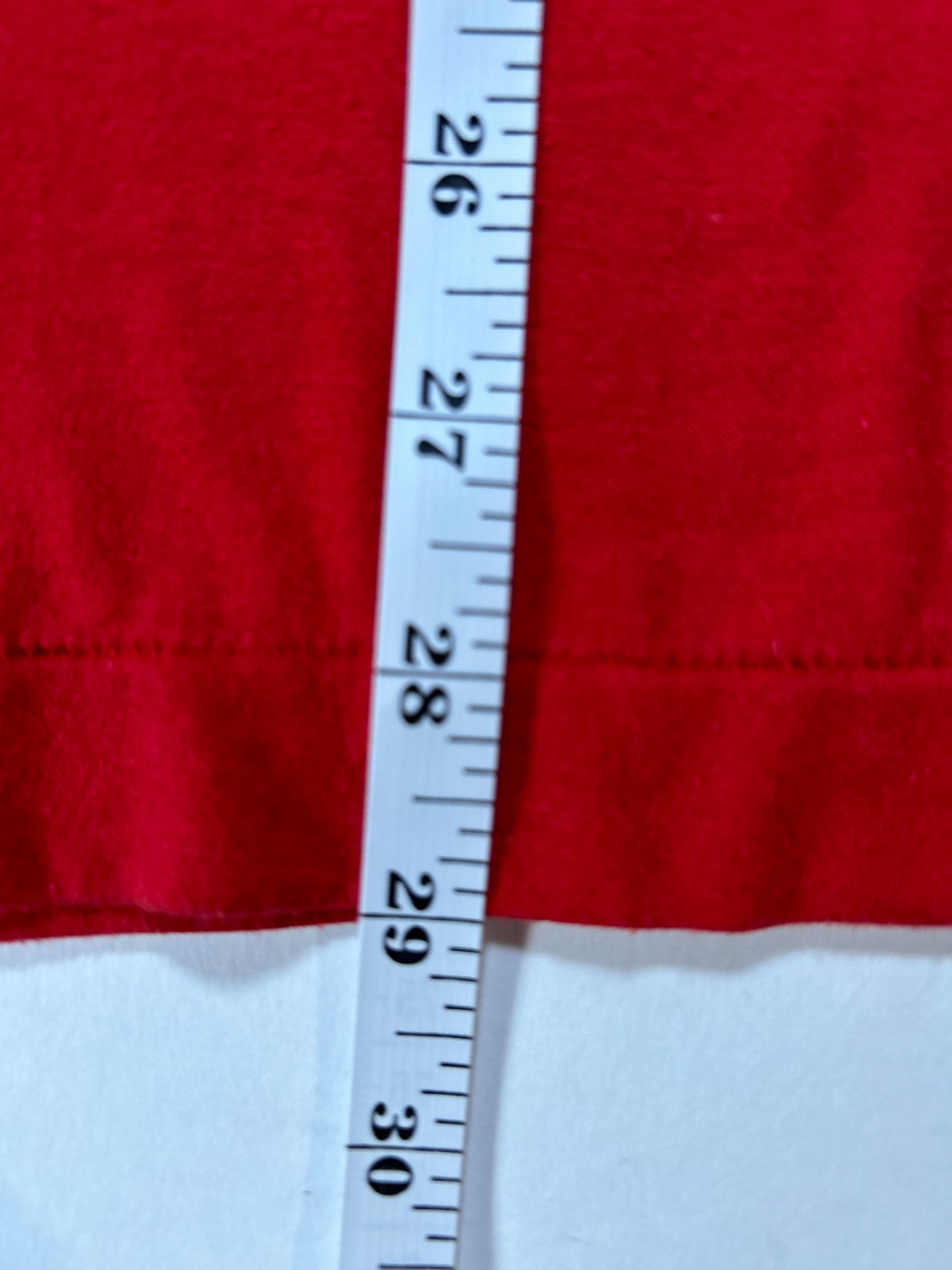 Vintage 80s Screen Stars I Believe In Santa Claus Christmas Tee Large/Medium Fit 21.25x29 Inches