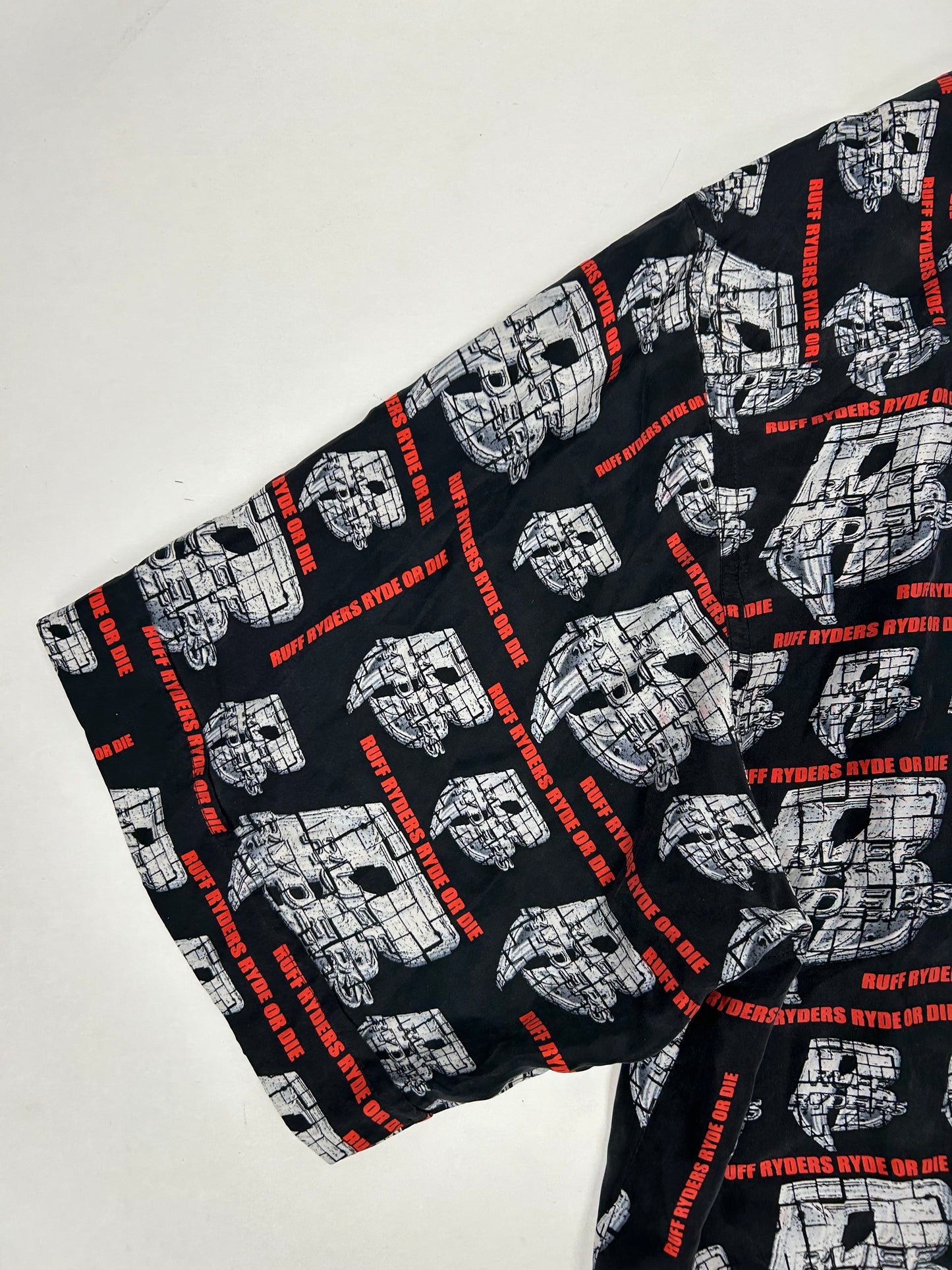 Vintage Ruff Ryders Ryde Or Die Button Up Silk All Over Print DMX Rap Tee XL/2XL 27.5x33.75/35.5 Inches