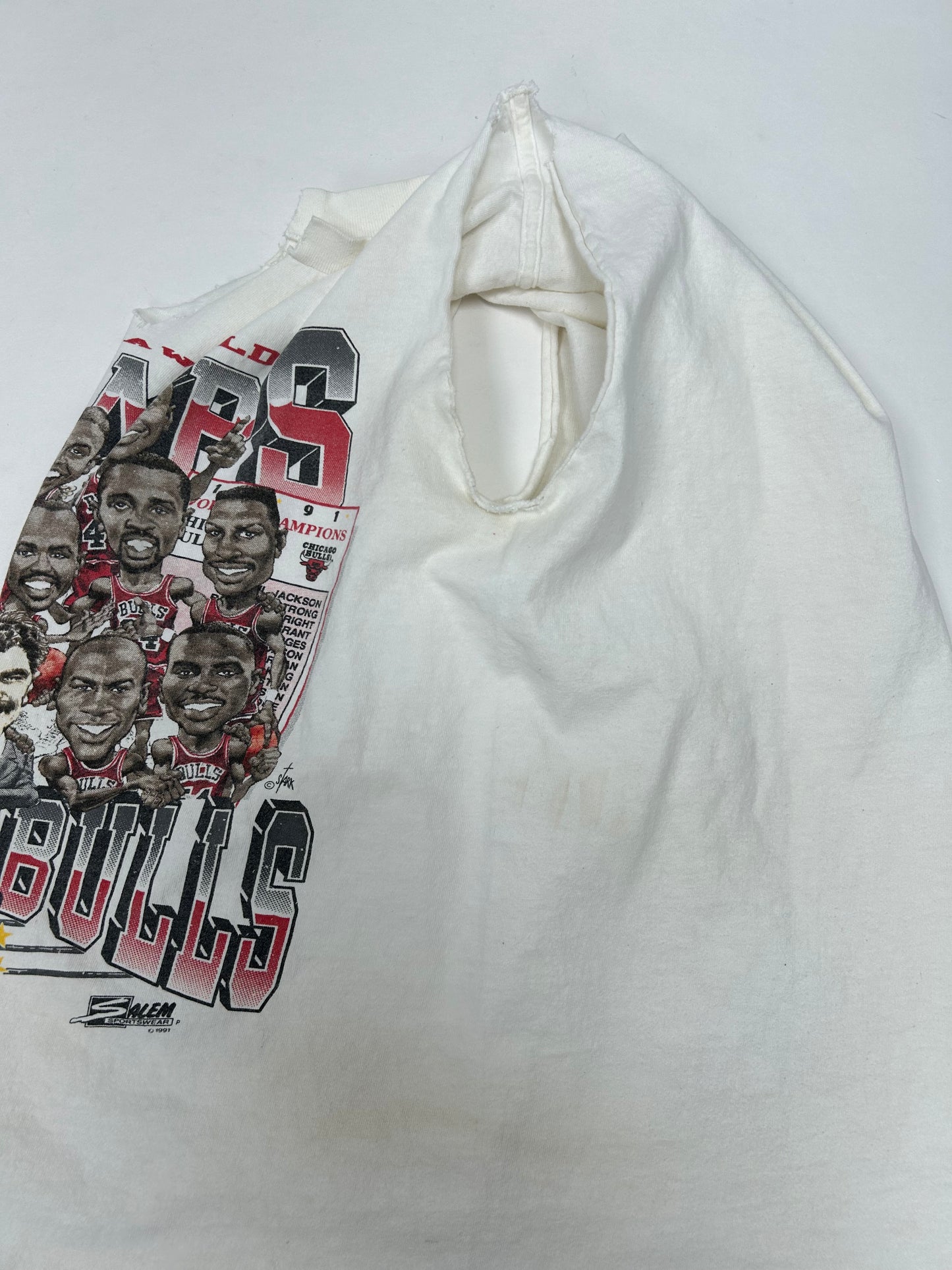 Vintage Chicago Bulls 1991 NBA Champs Caricature Team Salem Sportswear Sleeveless Chopped Tank Top Tee Medium/Small Fit