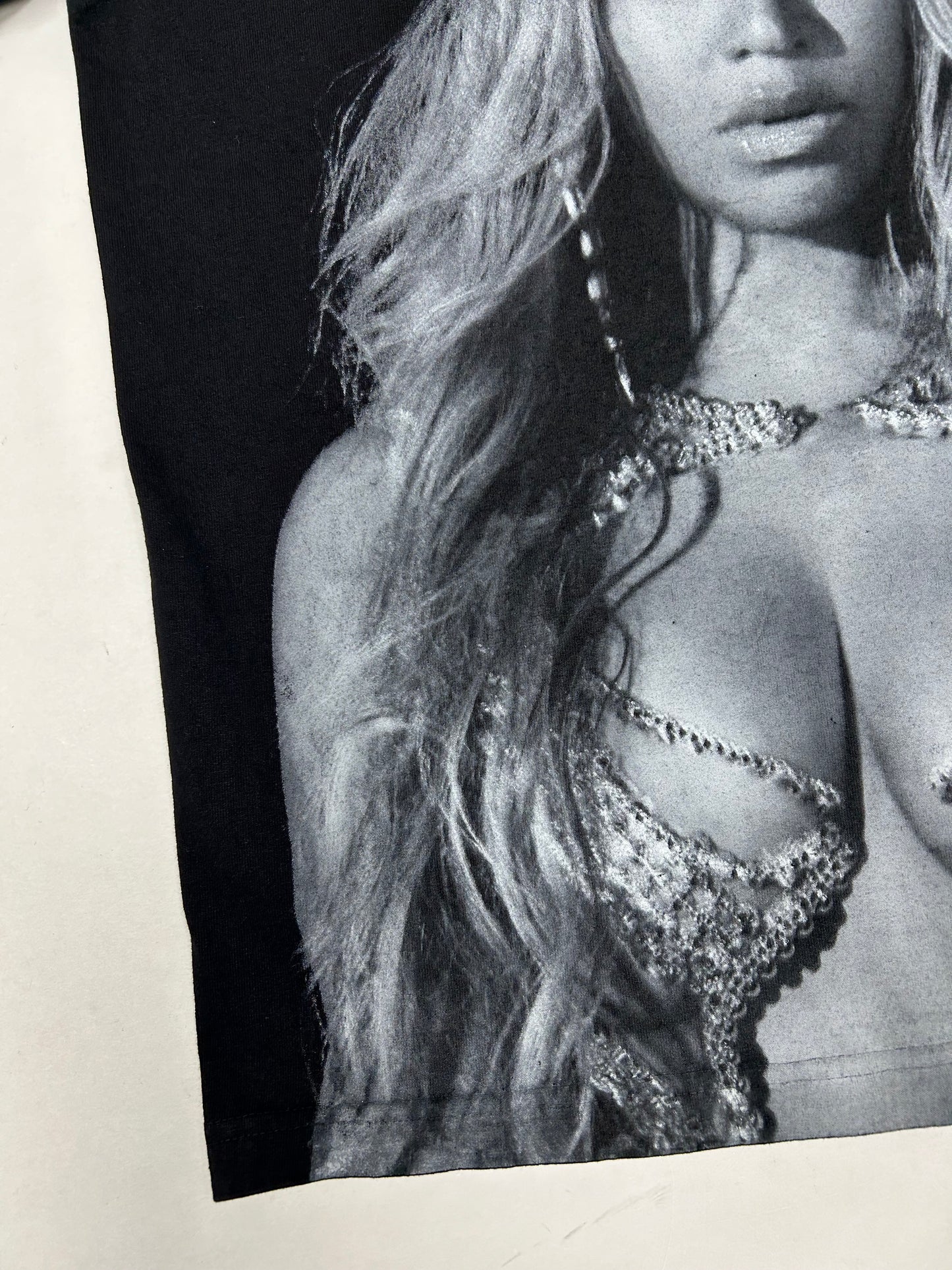 Beyoncé Cowboy Carter Renaissance World Tour 2023 Outside All Summer Medium 19.75x27.5 Inches Tee