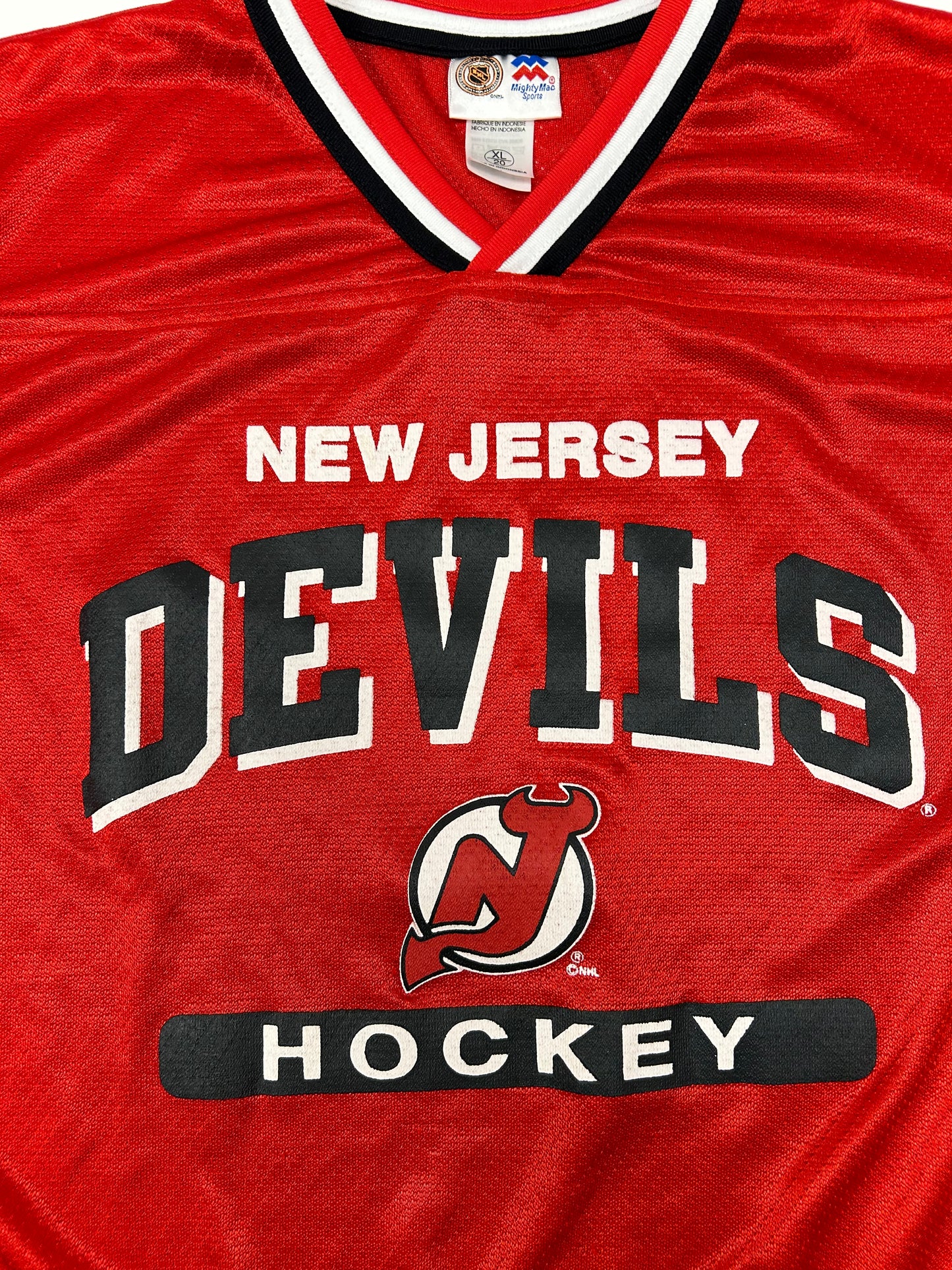 Vintage MightyMac Sports New Jersey Devils Jersey Style Shirt Tagged Youth XL Fits Adult Small 21.5x27 Inches
