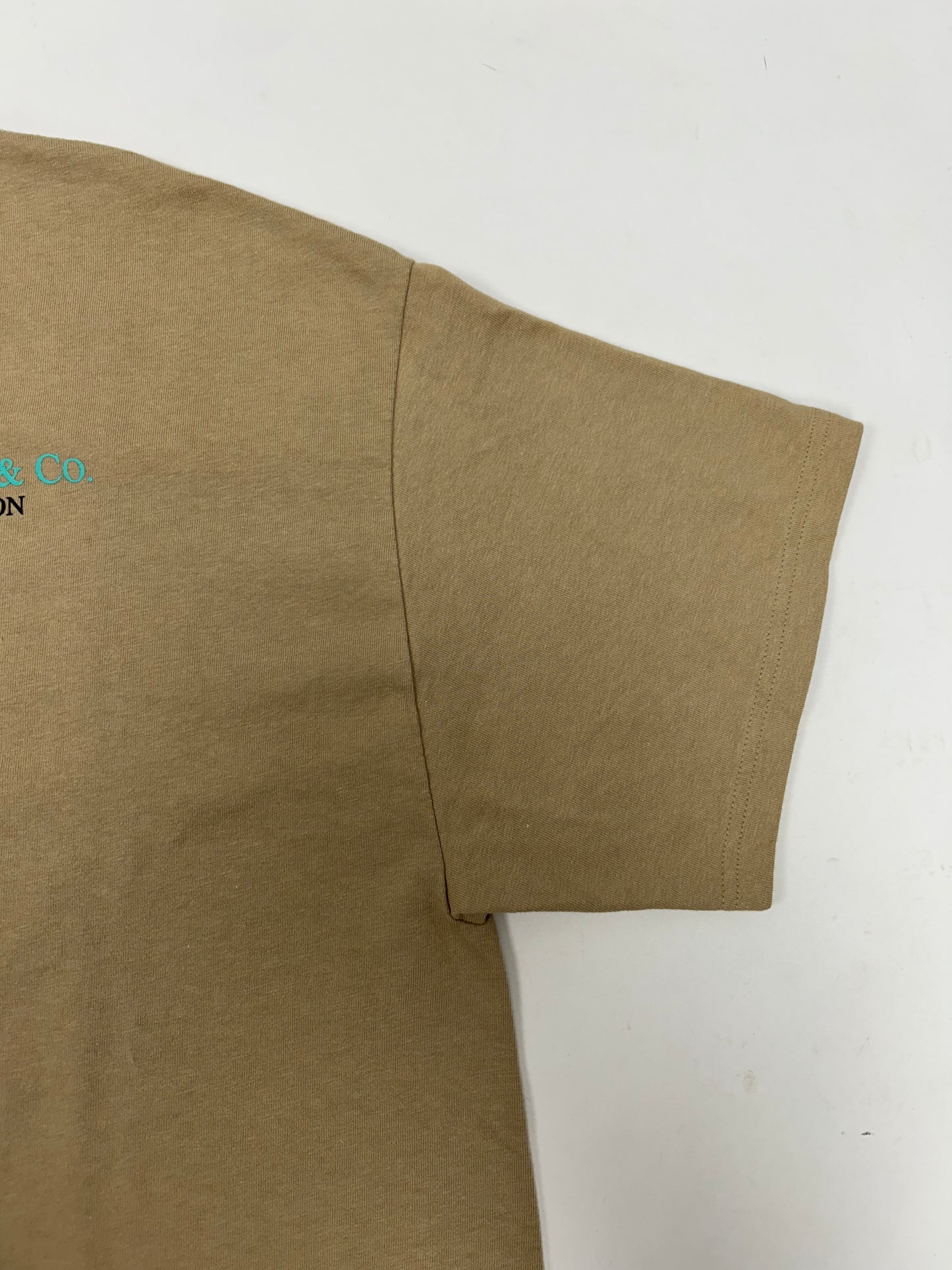 Vintage 00s Tiffany & Co. Jewelry Tucson A New Light Illuminates Tucson Store Tee XL 23.25x29.5 Inches