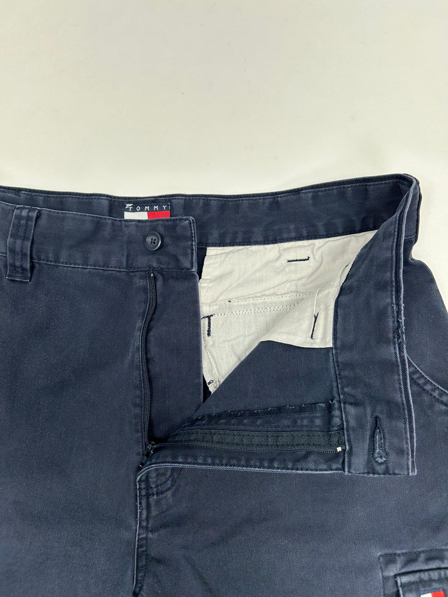 Vintage Tommy Hilfiger cargo shorts