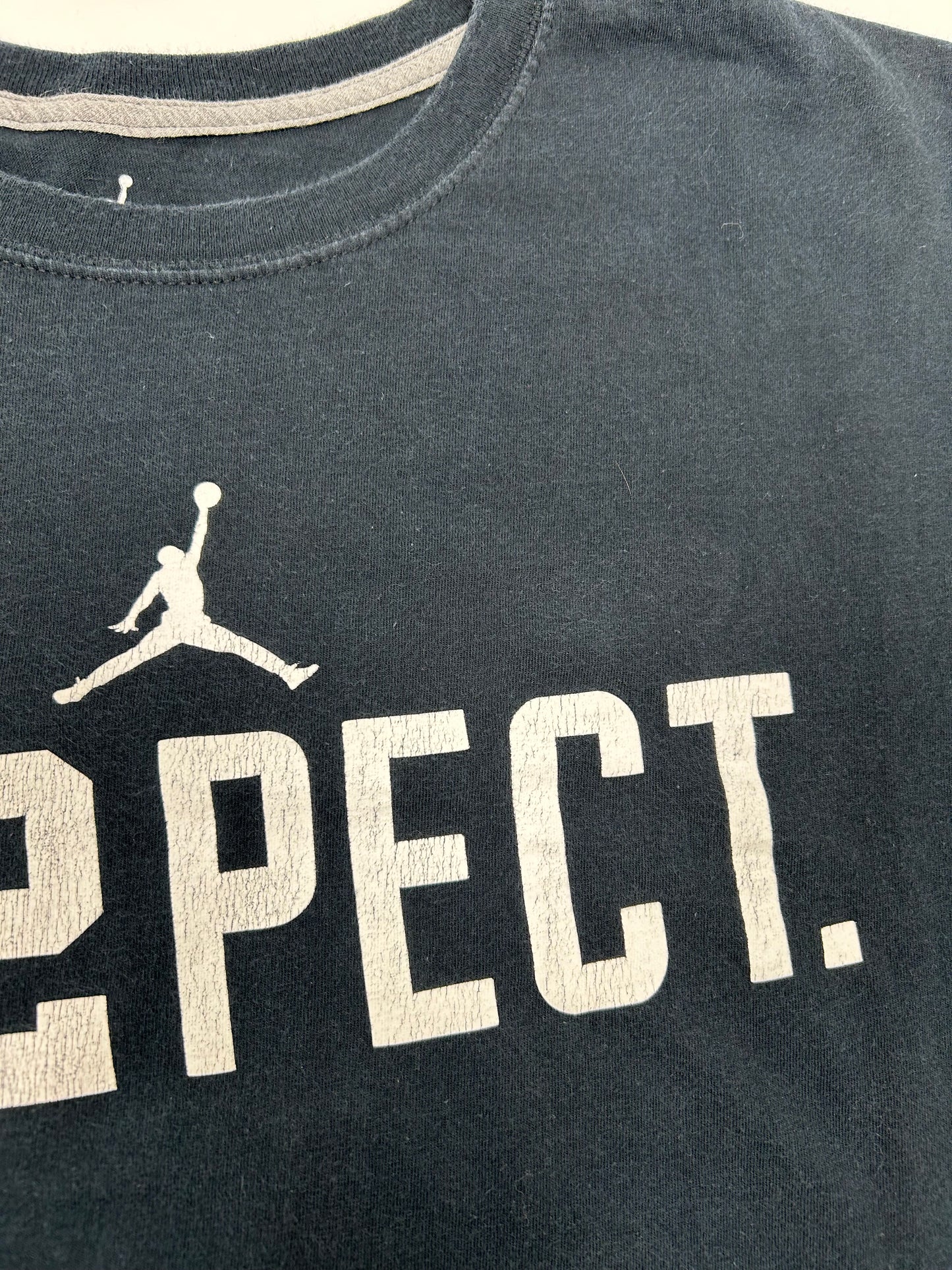 Jordan Brand RE2SPECT Derek Jeter New York Yankees MLB Tee XL 24x29.5 Inches Fading