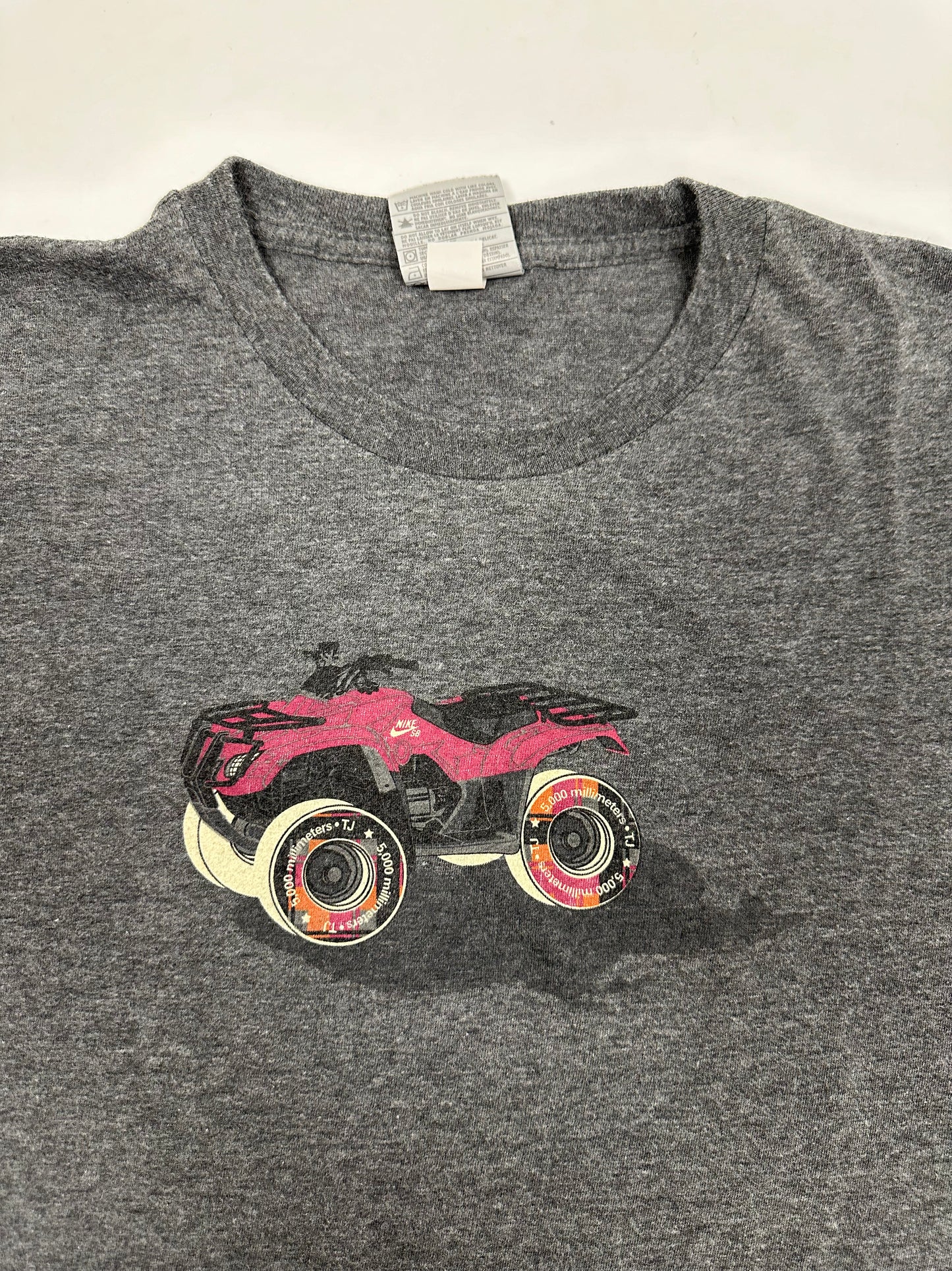 Nike SB Custom Series Part II Blazer SB Todd Jordan ATV Print Tee 2006 XL 23.25x30 Inches