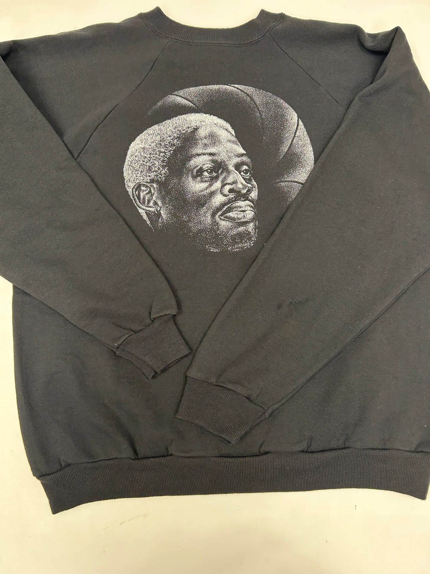 Vintage Dennis Rodman Shadow Graphic Print Candida 1996 Raglan Style Crewneck Sweatshirt Tagged XL Fits Like Large 24.75x27.25 Inches