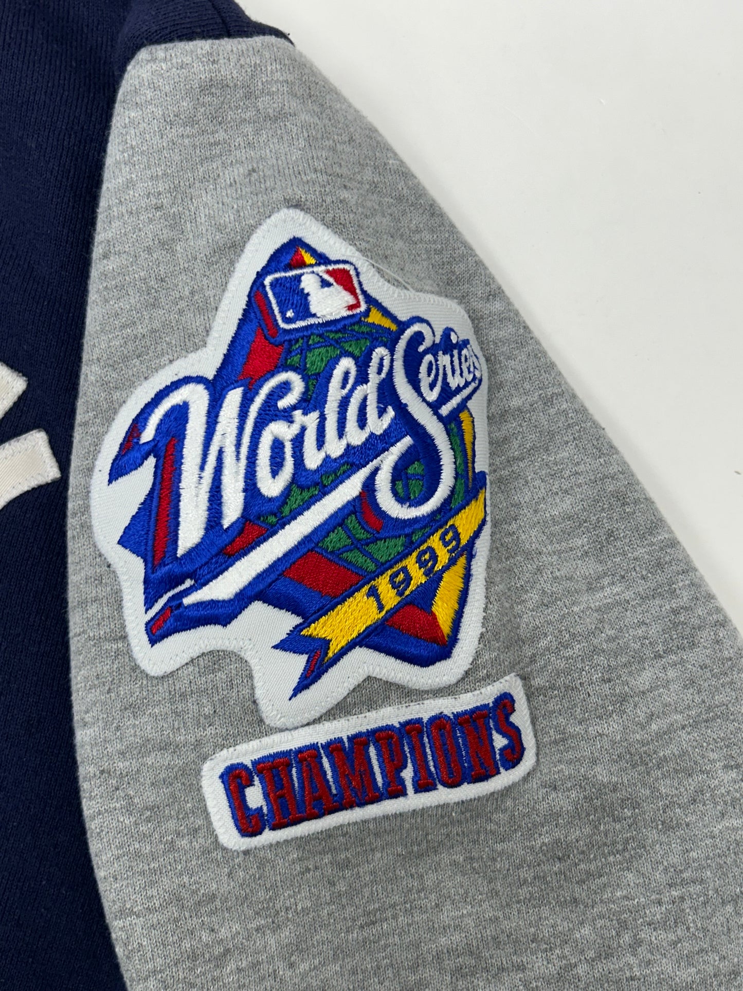 Vintage Majestic New York Yankees 1999 World Series Bomber Jacket Youth 17.5x21.5 Inches