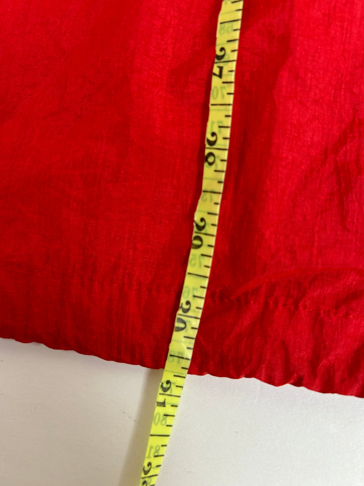 Vintage 90s Marlboro Unlimited Packable Windbreaker Jacket Red Clean XL 28.5x30.75 Inches