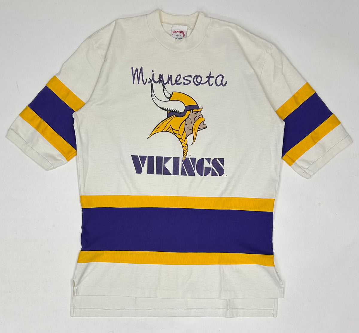 Vintage Minnesota Vikings NFL Nutmeg Mills T-shirt Medium 21.5x28.25/30 Inch 80s