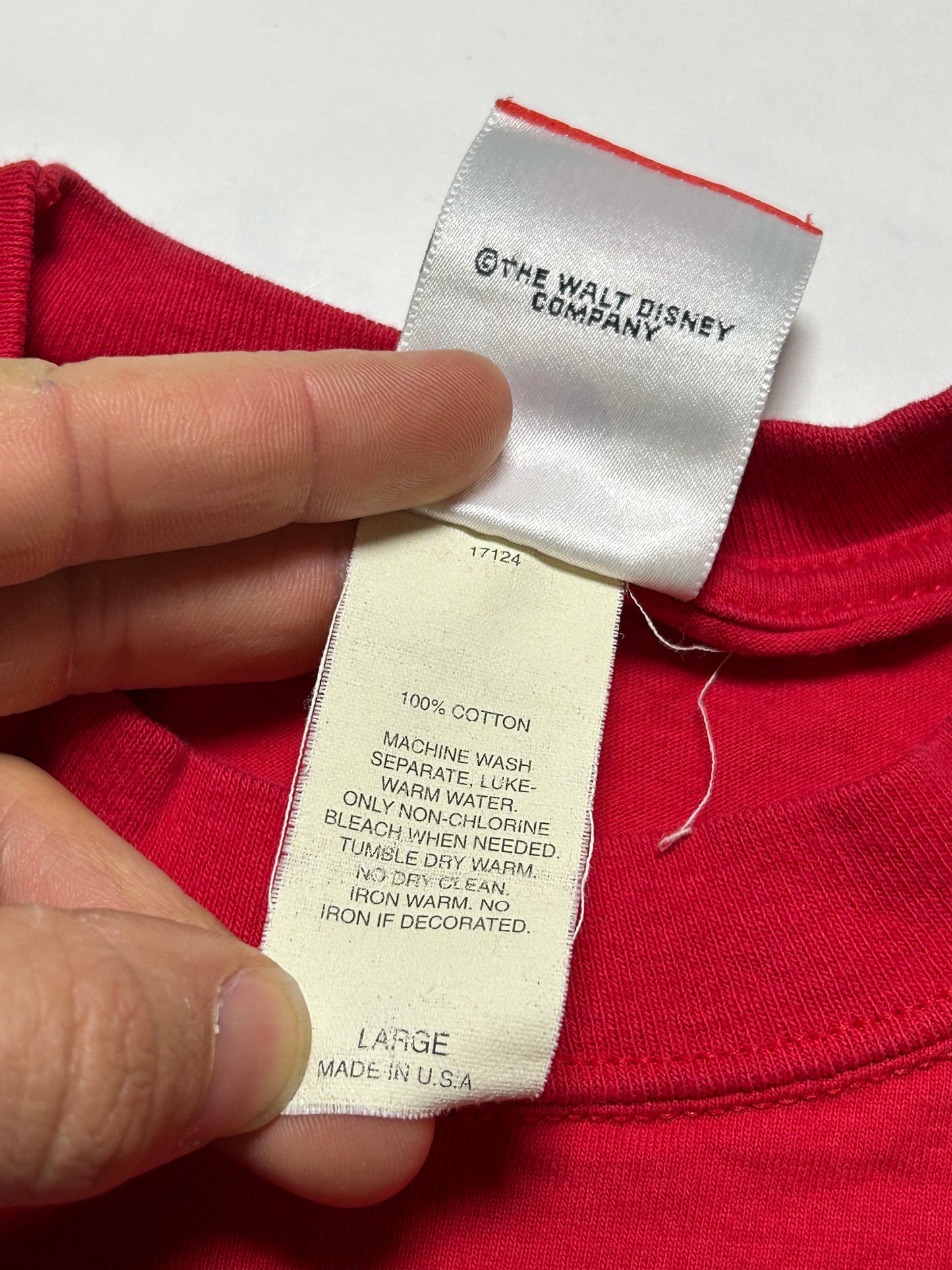 Vintage Mickey Inc Mickey Mouse Walt Disney World 25th Anniversary Tee Large 21.25x30.25 Inches Red