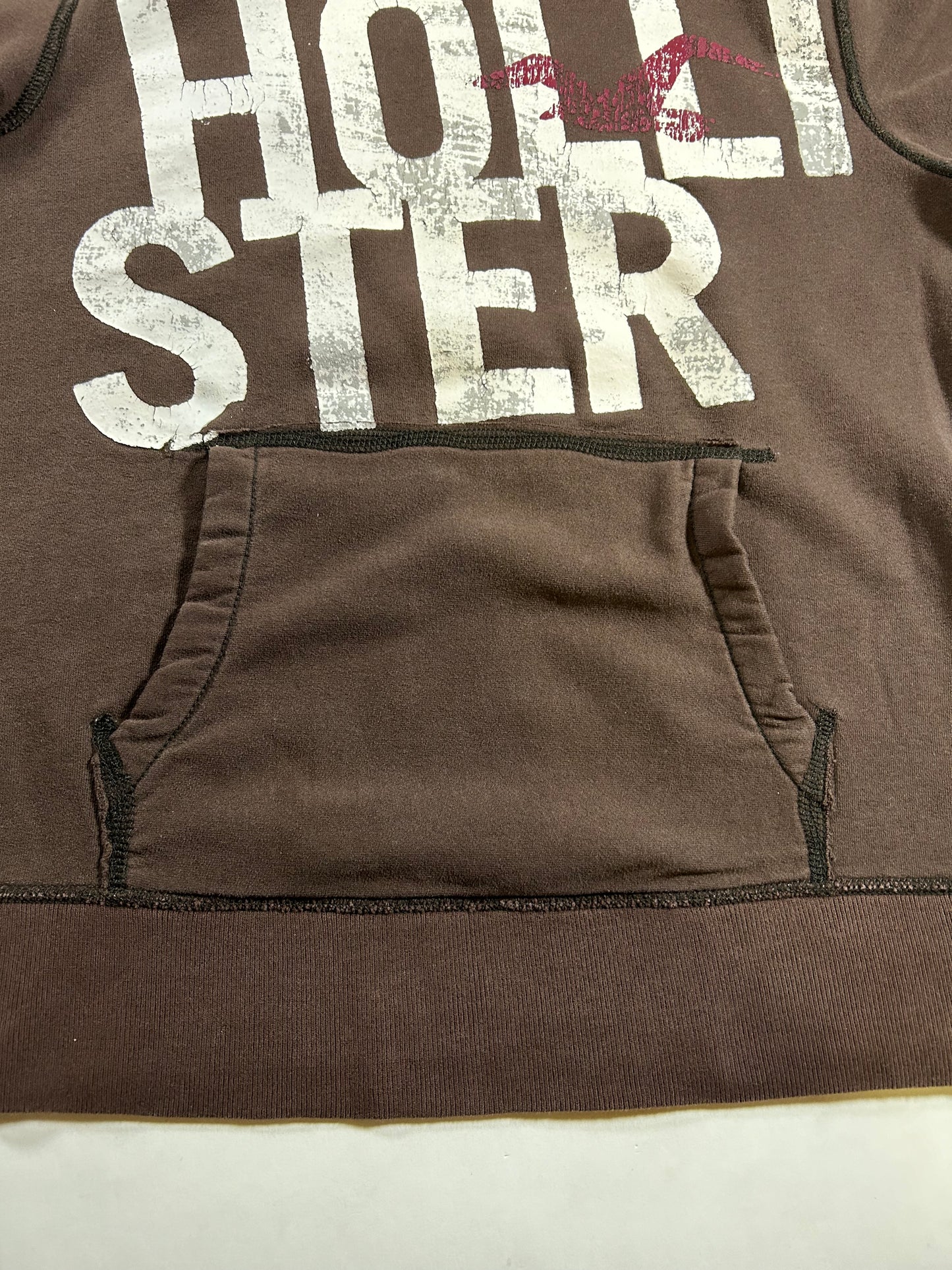 Hollister California Spellout Surf Pullover Hooded Sweatshirt Medium/Small Fit 21x25.75 Inches Brown