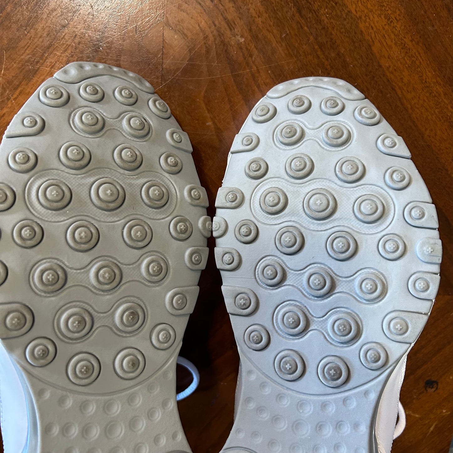 Nike Shox Avenue White 833584-100 2016 As Is No Box Good Condition