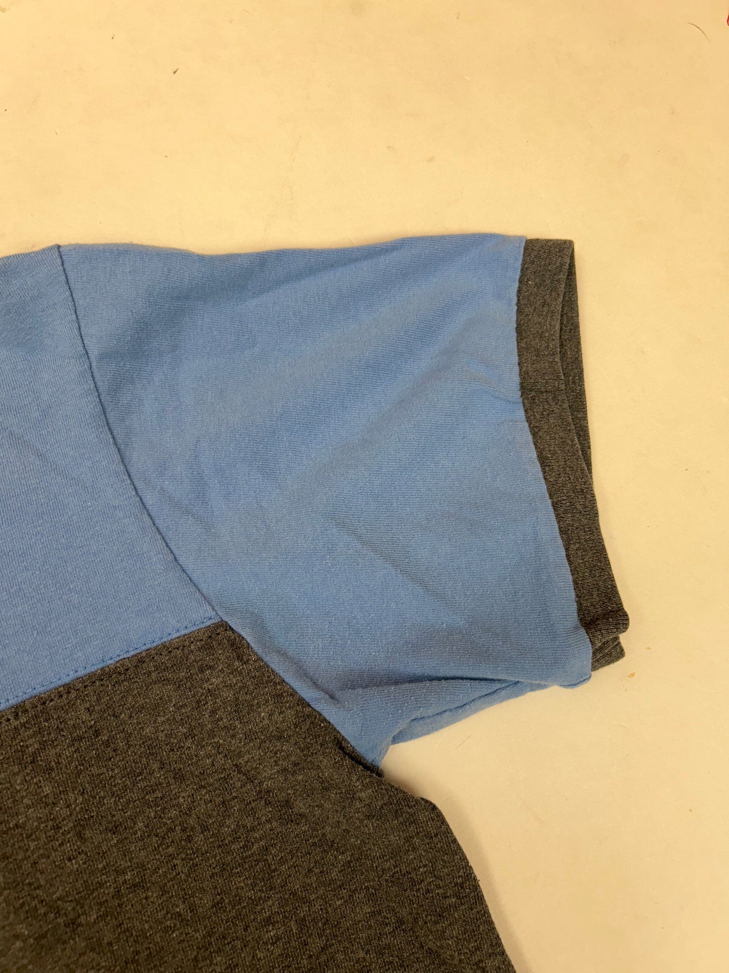 Vintage 90s Nike N Swoosh Logo V-neck Cut Tee Youth Medium-Women’s Medium 19.5x23 Inches