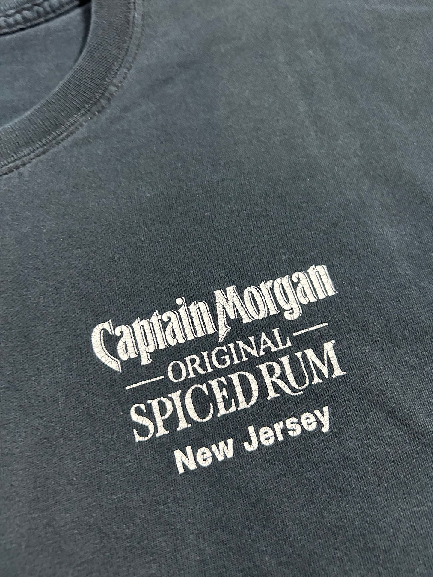 Vintage 2000s Captain Morgan Original Spiced Rum Alcohol New Jersey Promo Tee XL 24.25x29.75 Inches