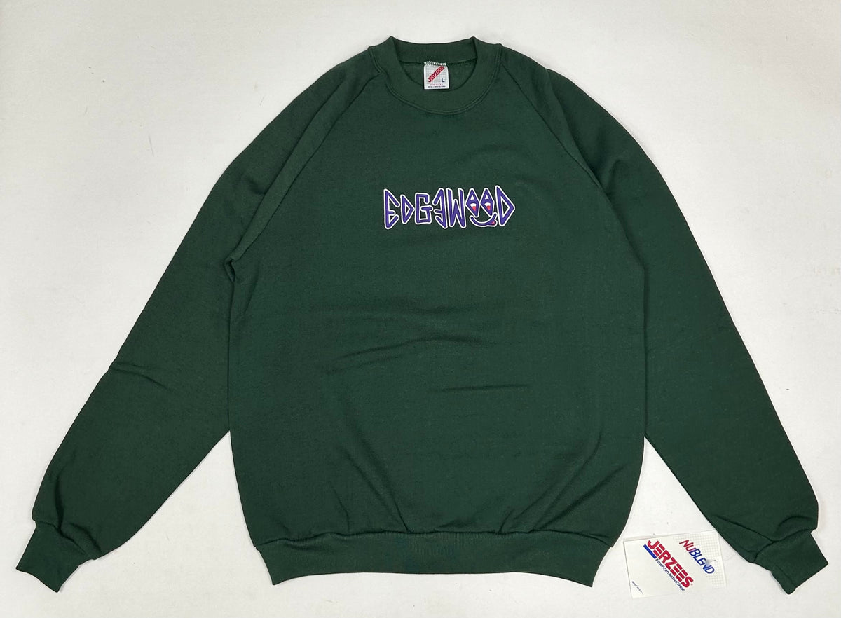 Edgewood NJ first edition “Deeper Than The Roots.” Crewneck Sweatshirt Tagged Large Fits Like Small/Medium 21.5x26.75 Inches Ragland Jerzees Tag BNWT Forest Green