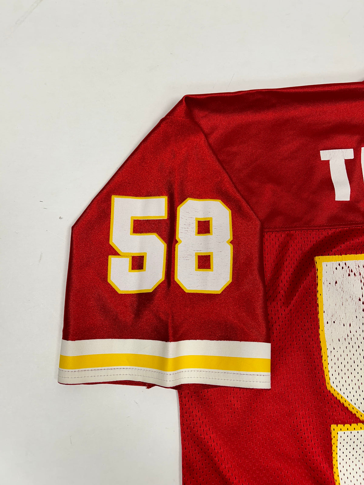 Vintage Logo Athletic Kansas City Chiefs Derrick Thomas # 58 NFL Jersey Red XL 25.75x31.25 Inches