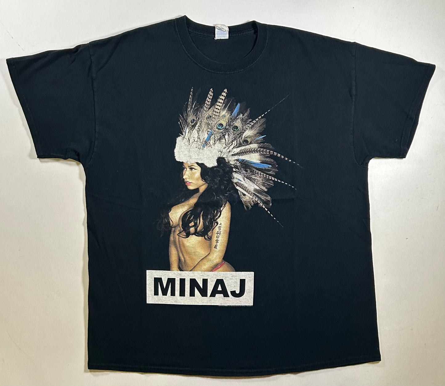 Nicki Minaj “The Pink Print Tour” 2015 Music Rap Tee XL Worn In 24x29.5 Inches