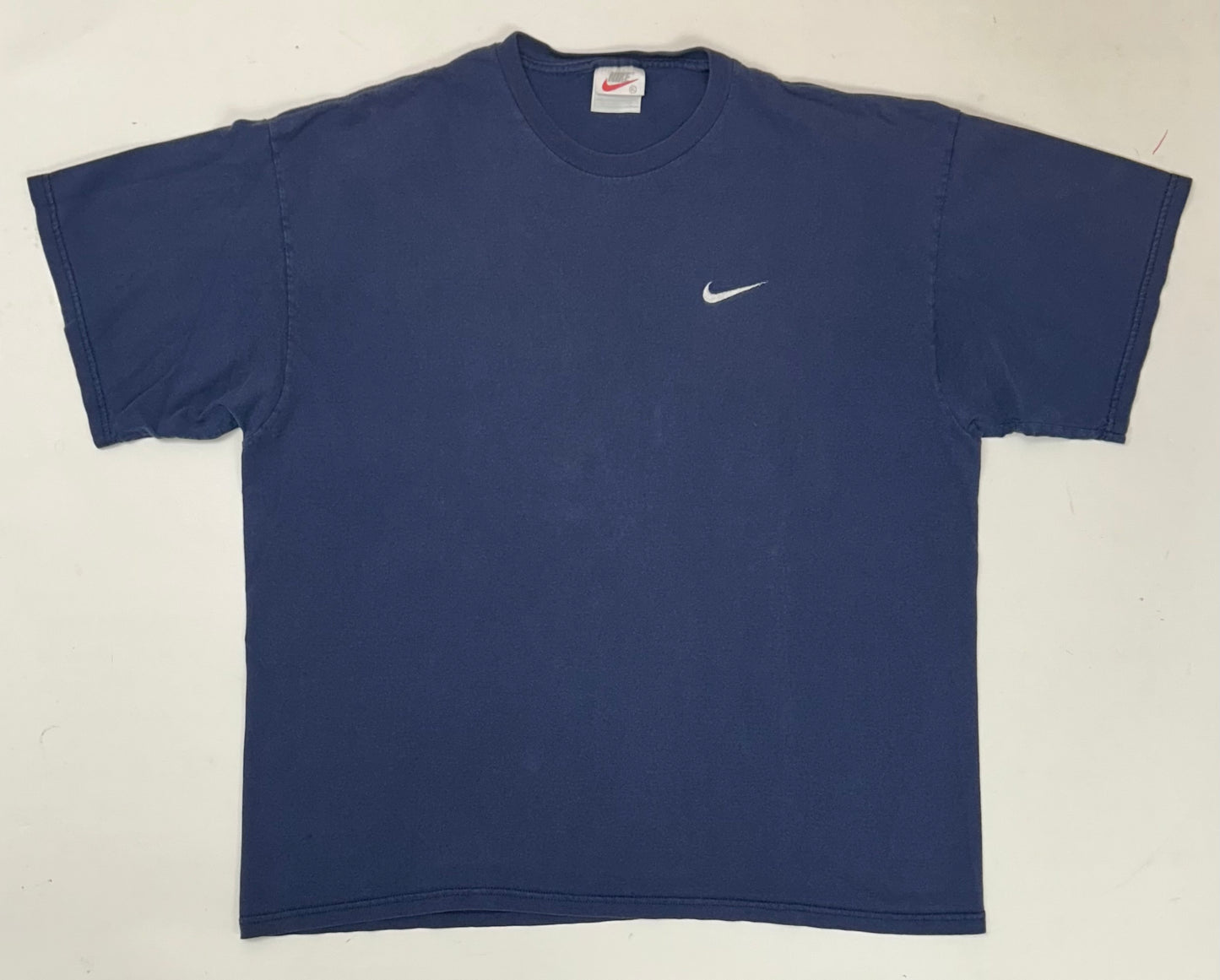 Vintage 90s Nike Embroidered Swoosh Essential Tee Navy XL 25x29.5 Inches