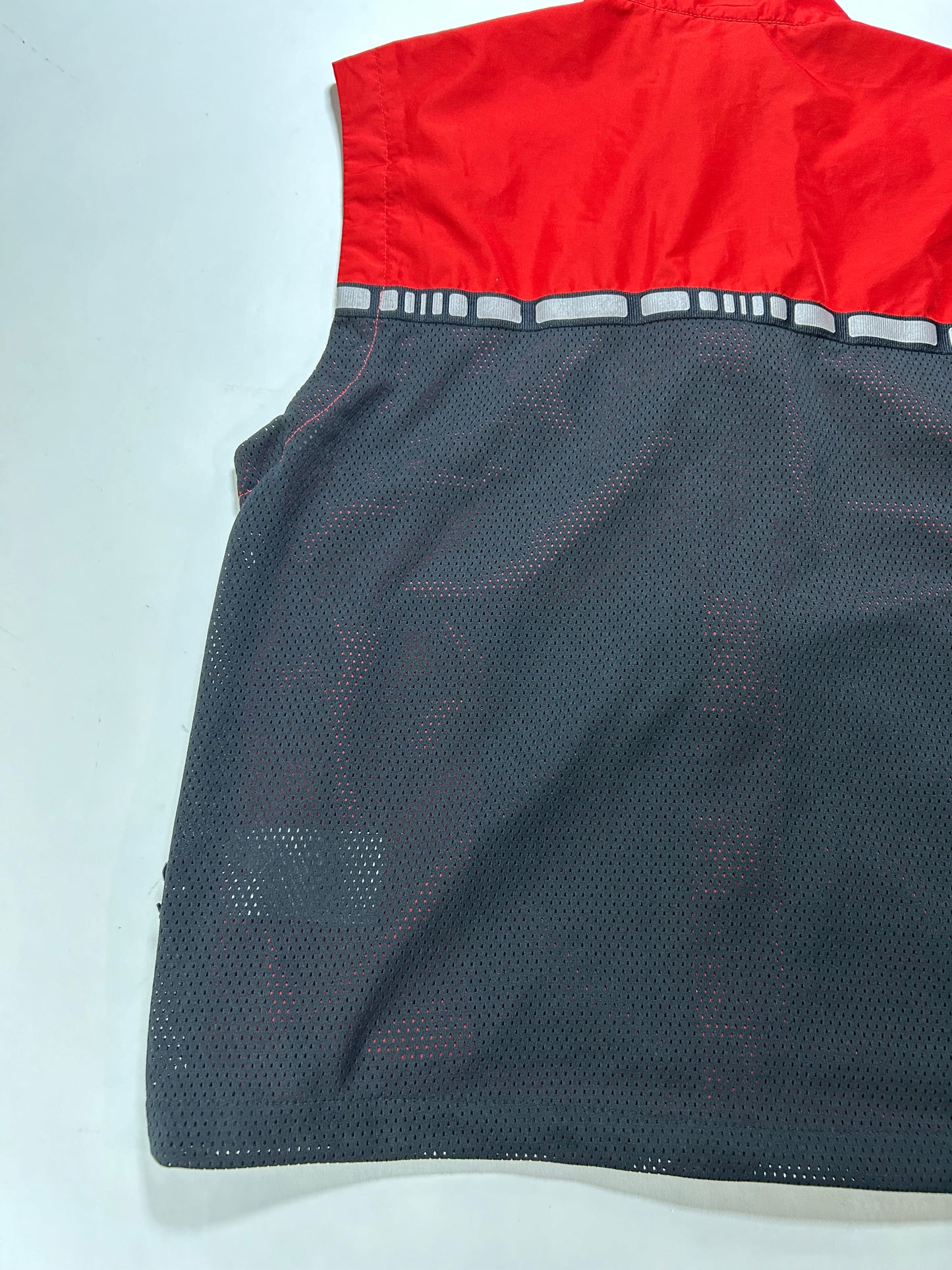 Vintage 90s Nike Zip 3M Windbreaker Vest Medium 22x25.75 Inches Red/Black