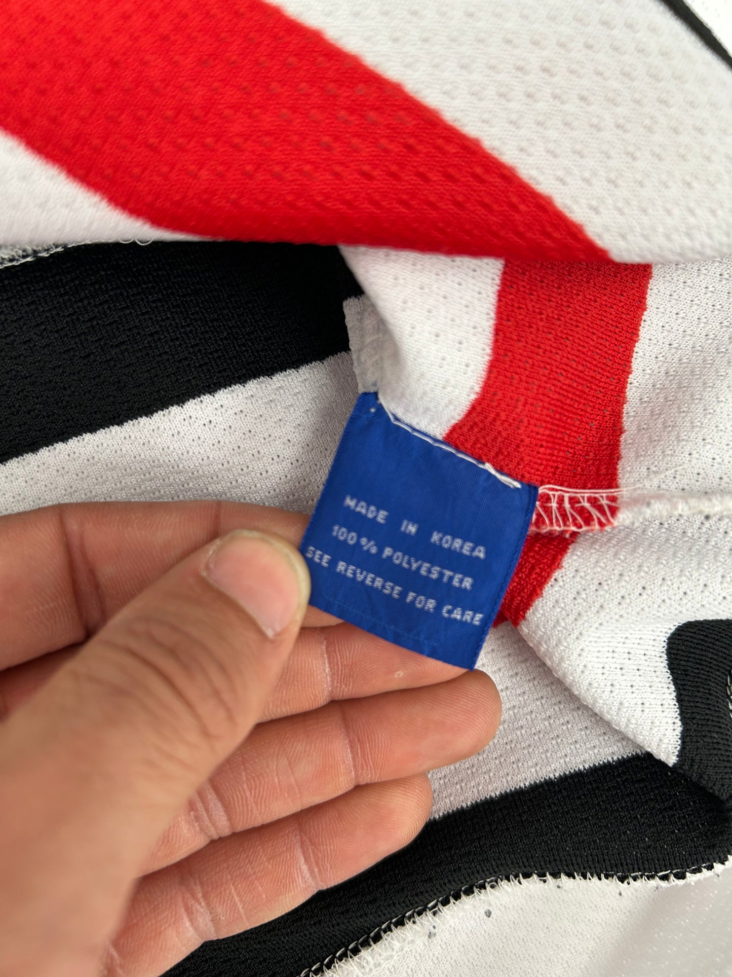 Vintage Starter NHL Chicago Blackhawks Jeremy Roenick Hockey Jersey Men’s Large 28x29.75 Inches