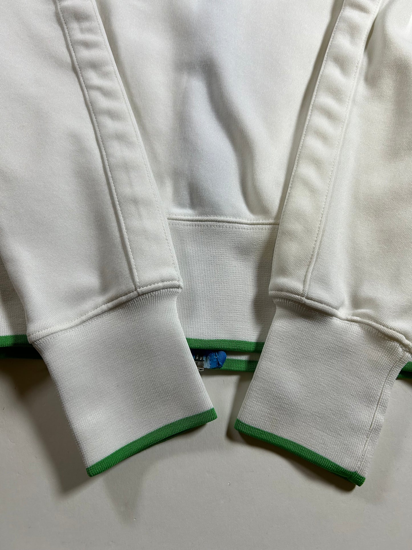 Nike NYC Tennis Flushing Meadows 2011 Full Zip Track Jacket White Small 17x24 Inches
