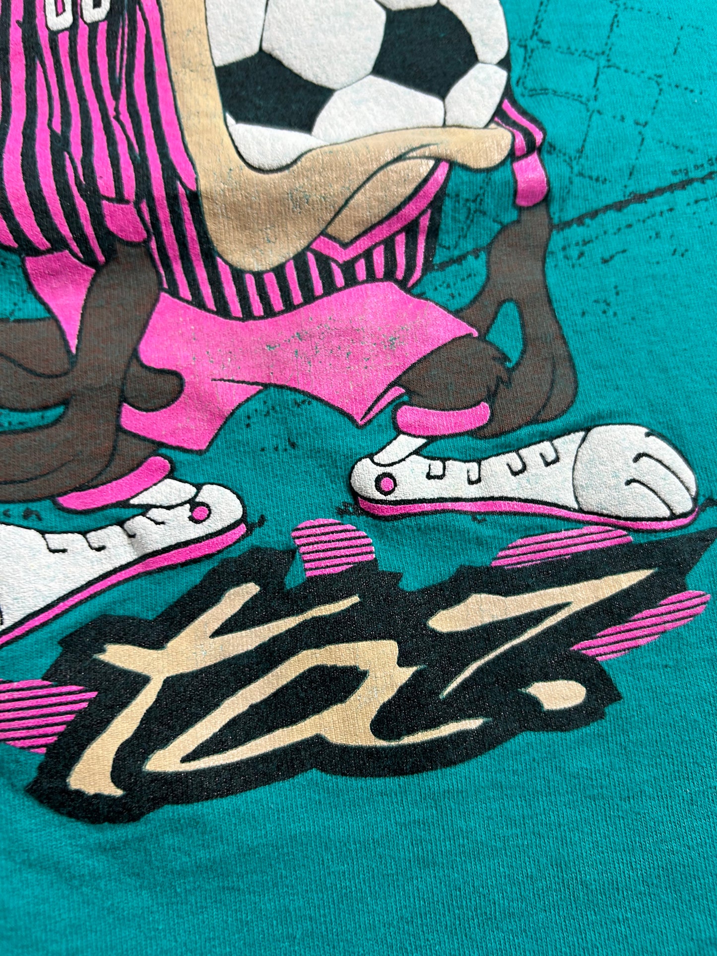 Vintage 90s Taz Soccer Great Save Soccer Tee 1993 Looney Tunes Large 21.25x28.75 Inches