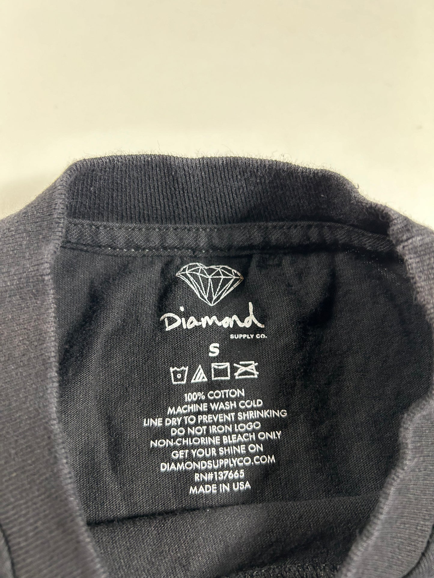 Diamond Supply Co. Jeweler Rock Made In USA Mens Black T Shirt Size Small 17.75x25 Inches
