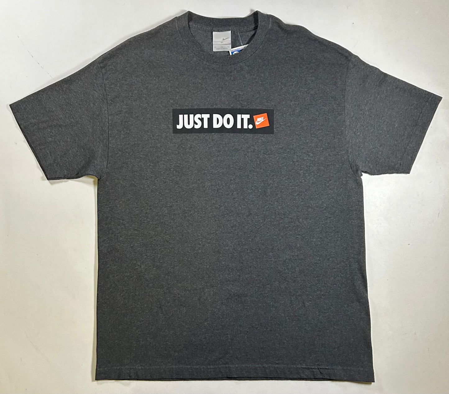 Vintage 00s Nike Just Do It. Box Logo Tee XL 23.5x31.25 Inches Dark Charcoal Gray